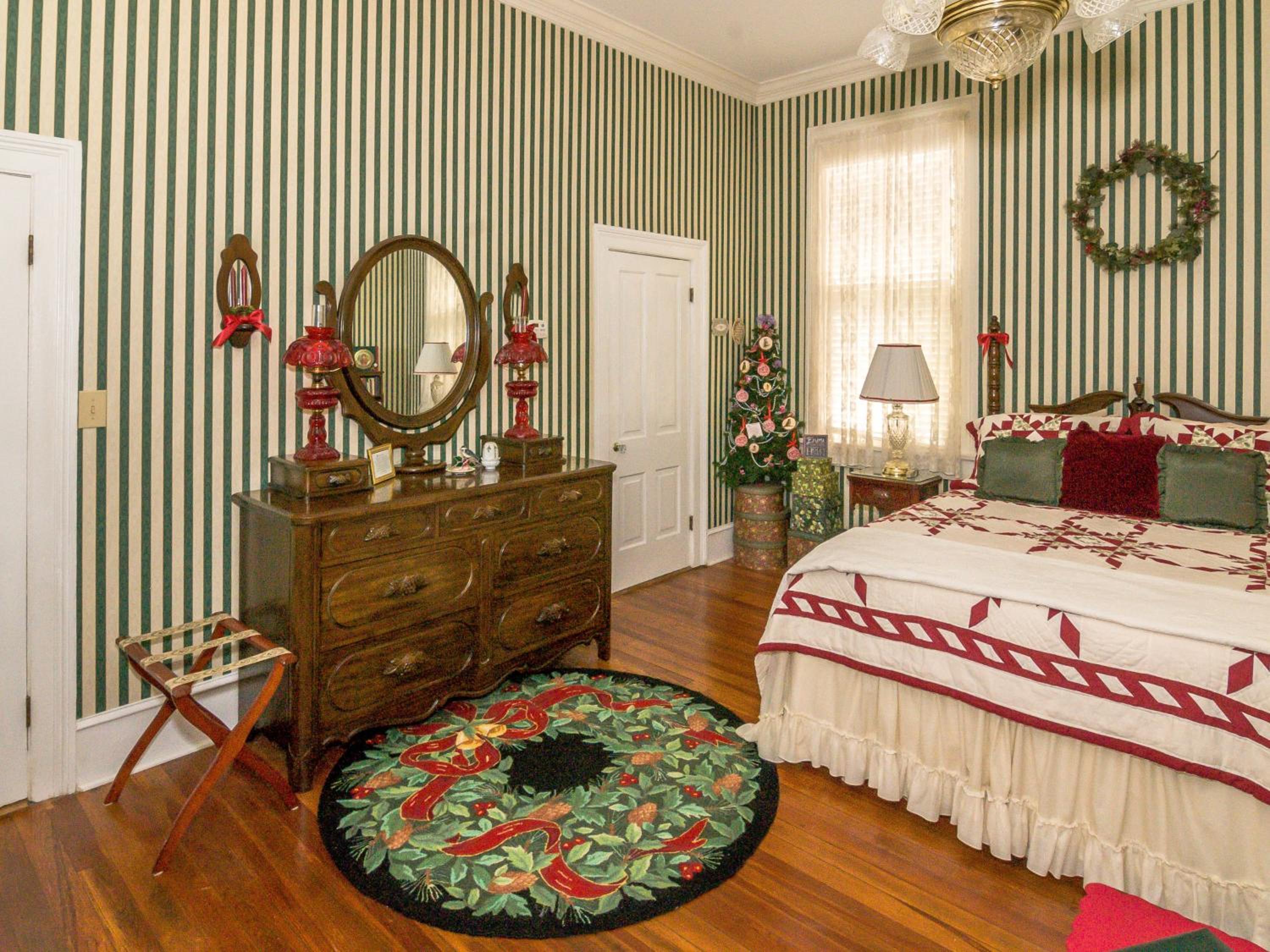 Double Room with Private Bathroom photo 3