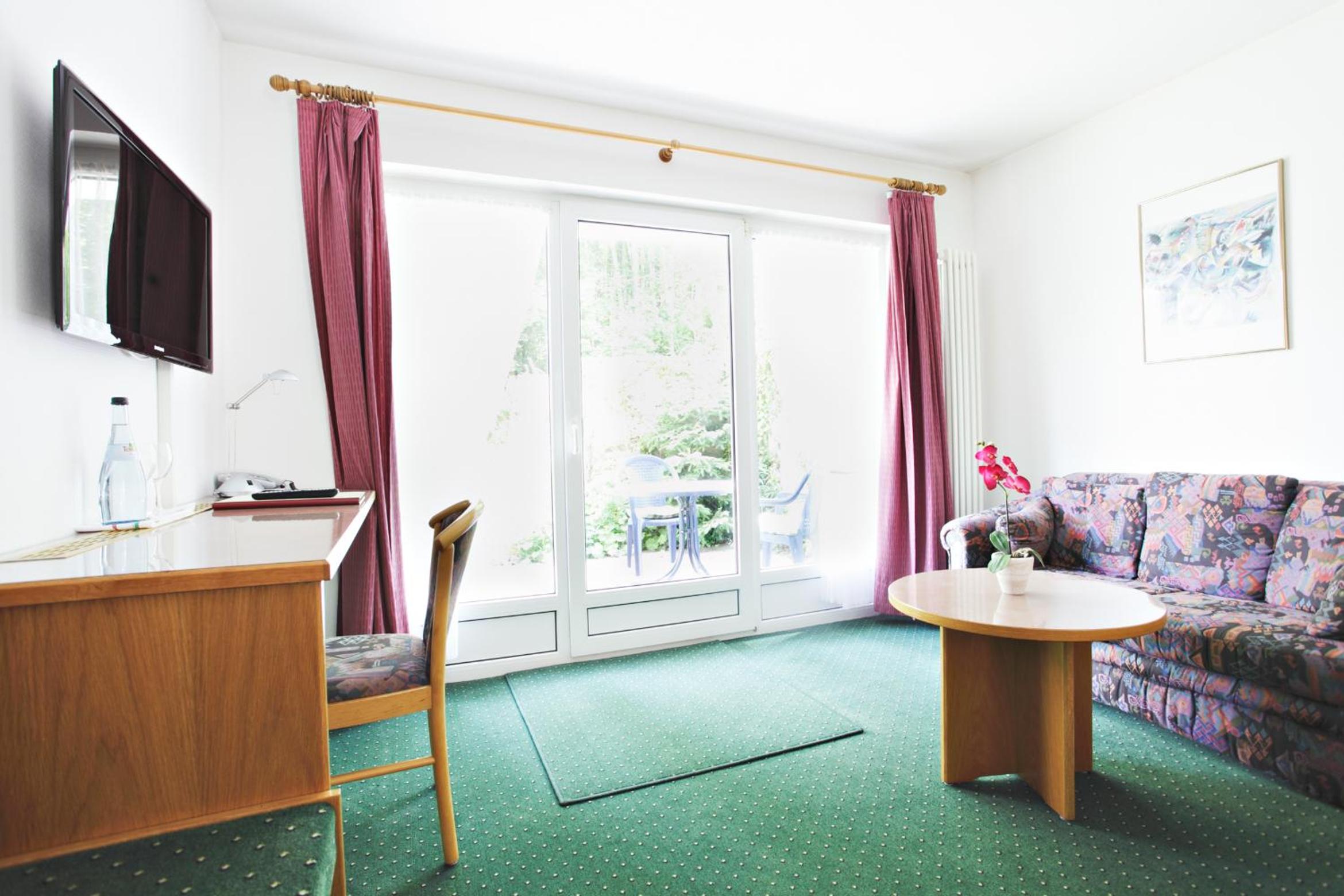 Standard Double Room - Photo 5