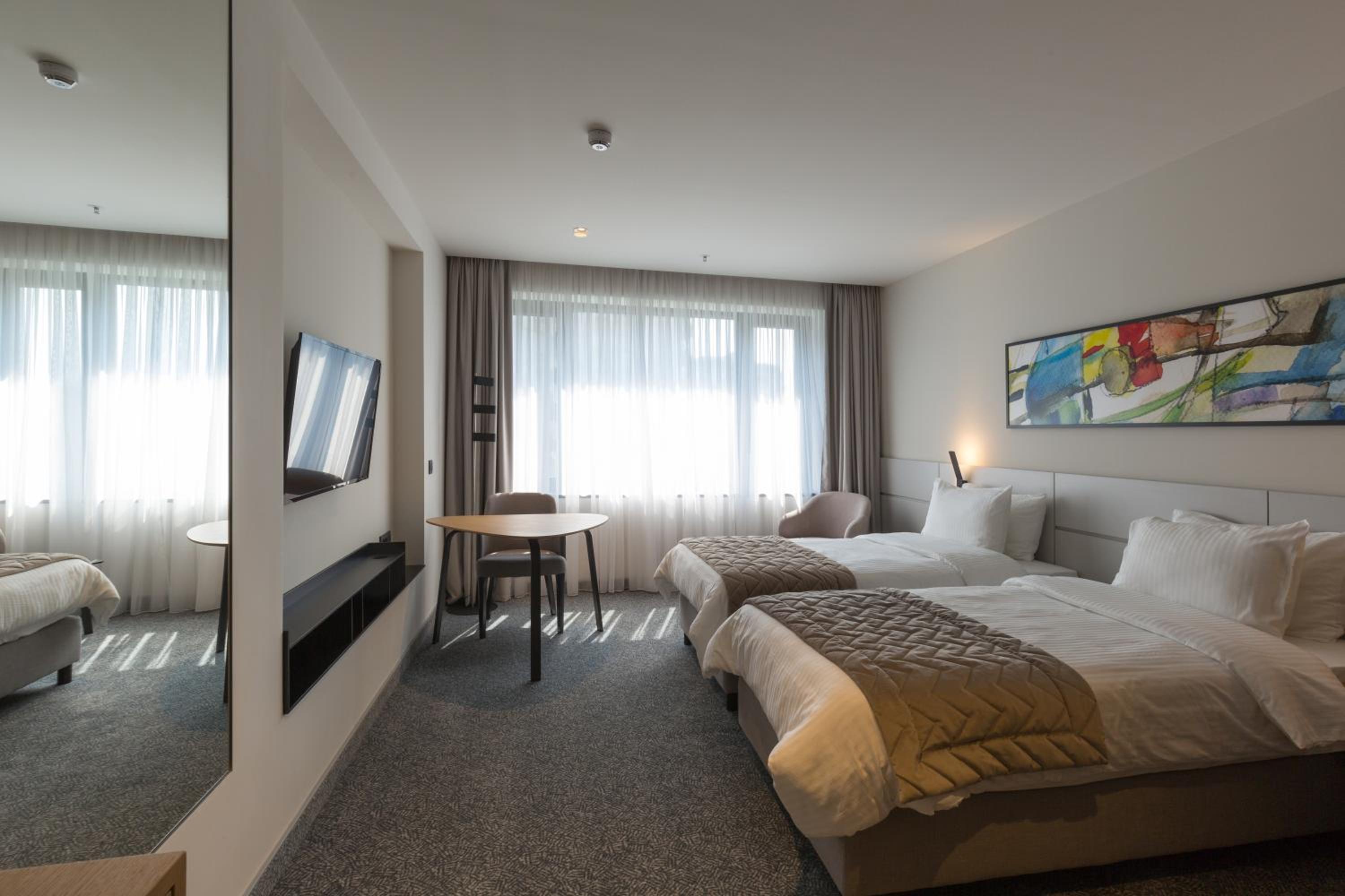 Superior Twin Room with Free Wellness - Photo 1