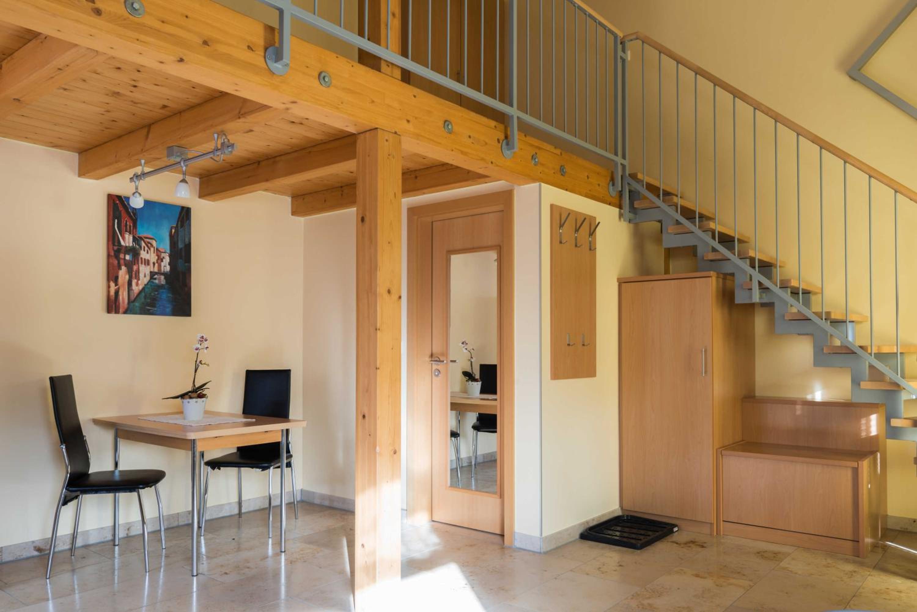 One-Bedroom Apartment with Balcony photo 2