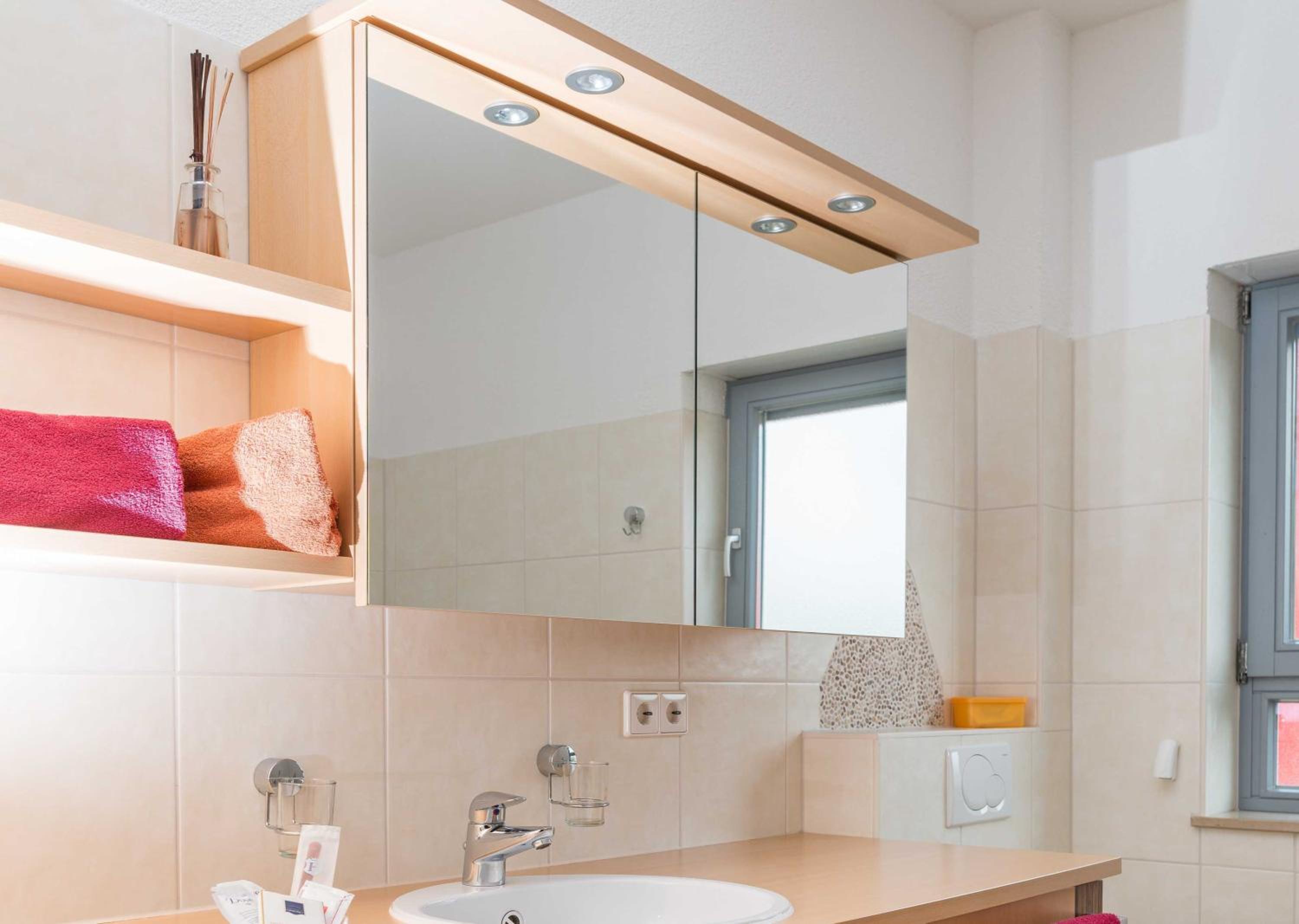 Two-Bedroom Apartment with Balcony photo 2