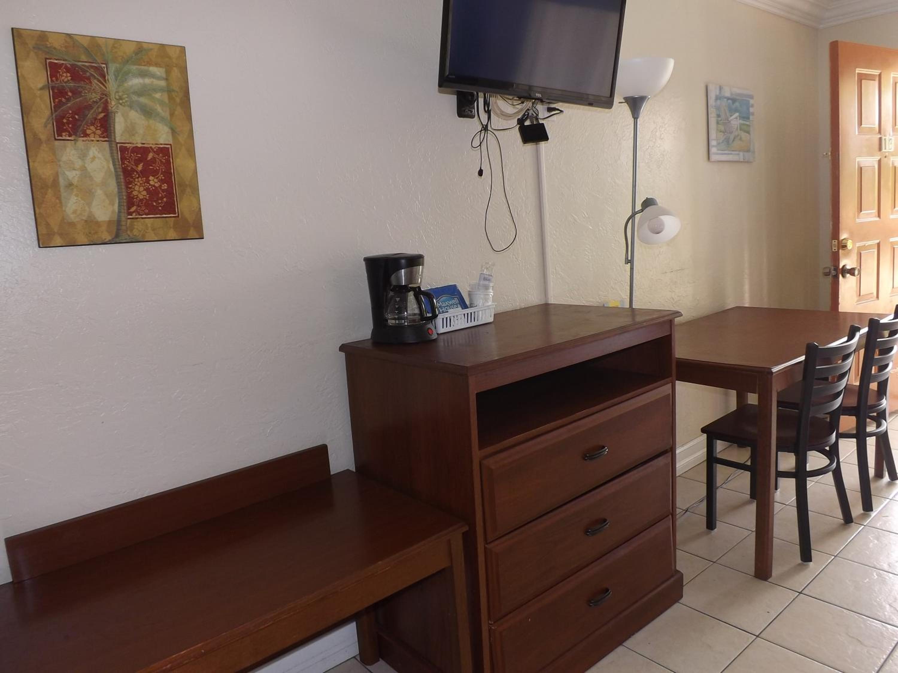 Double Room - Disability Access photo 3