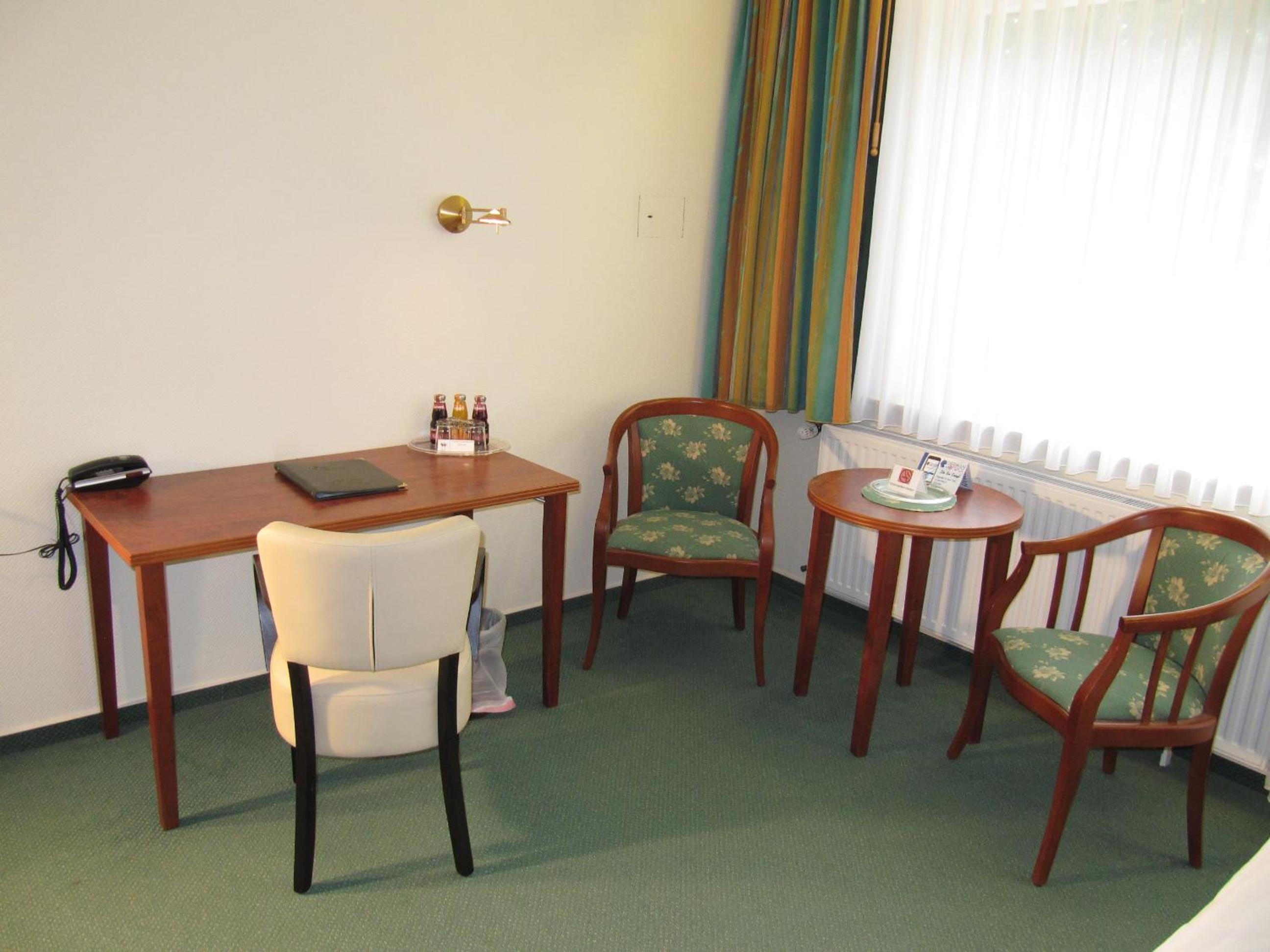 Standard Double Room - Photo 2