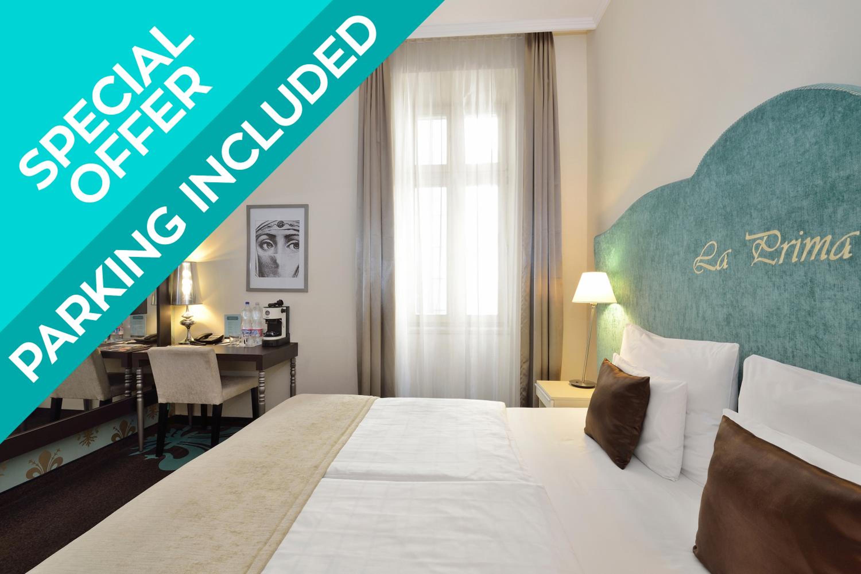 Double or Twin Room - Parking included