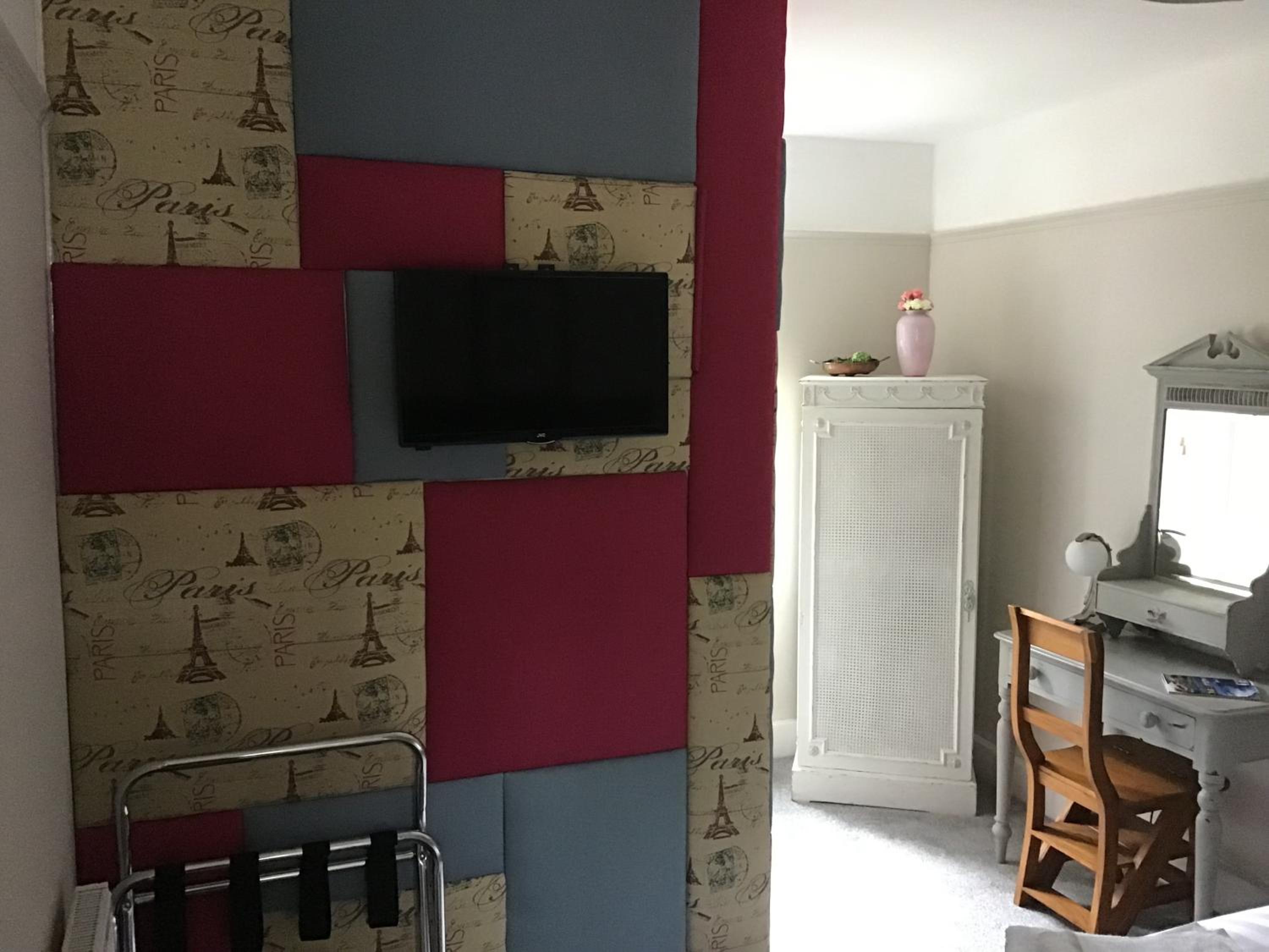 Double Room with Private Bathroom photo 2
