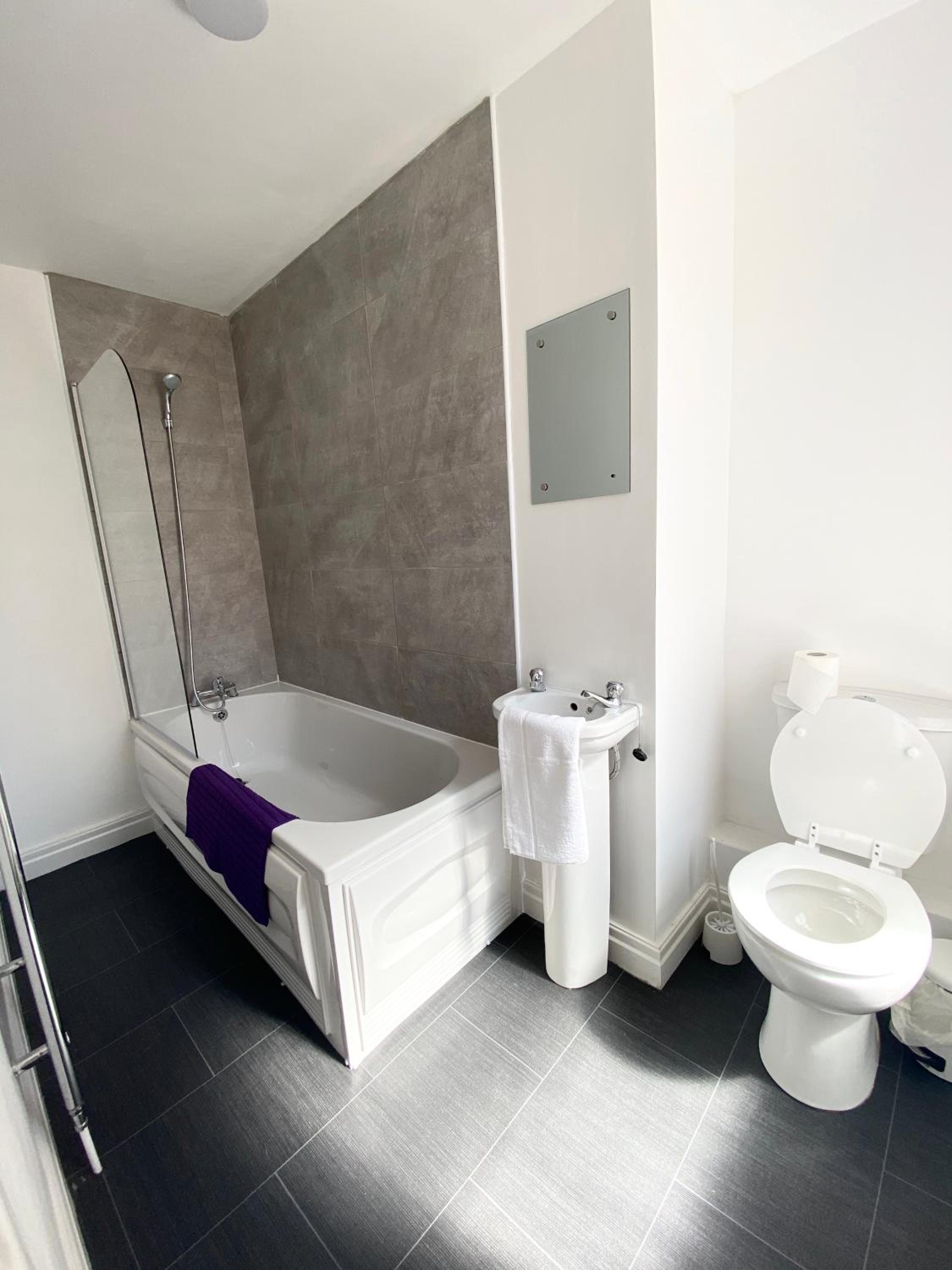 Standard Apartment - Photo 2