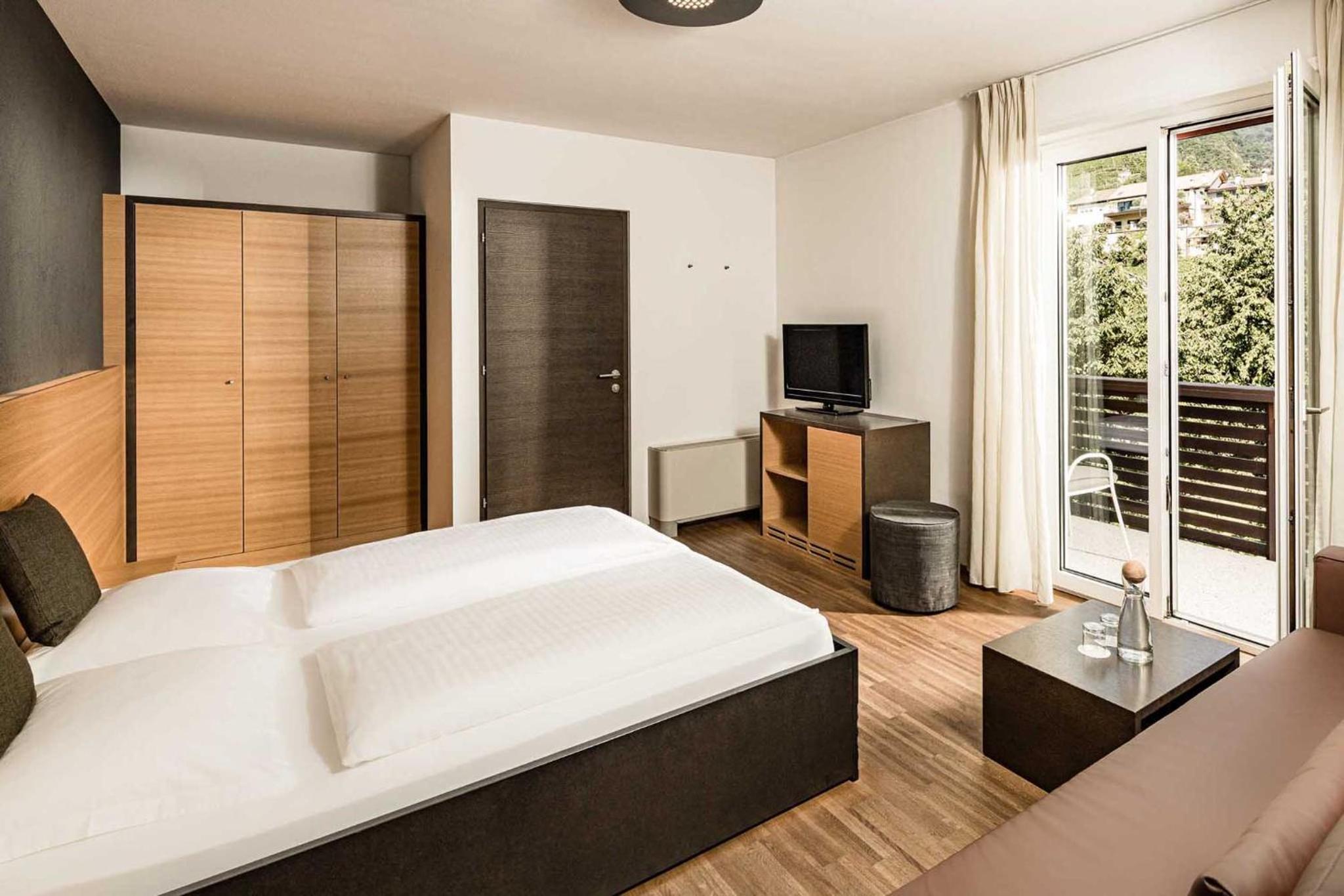 Deluxe Double Room - Photo 1