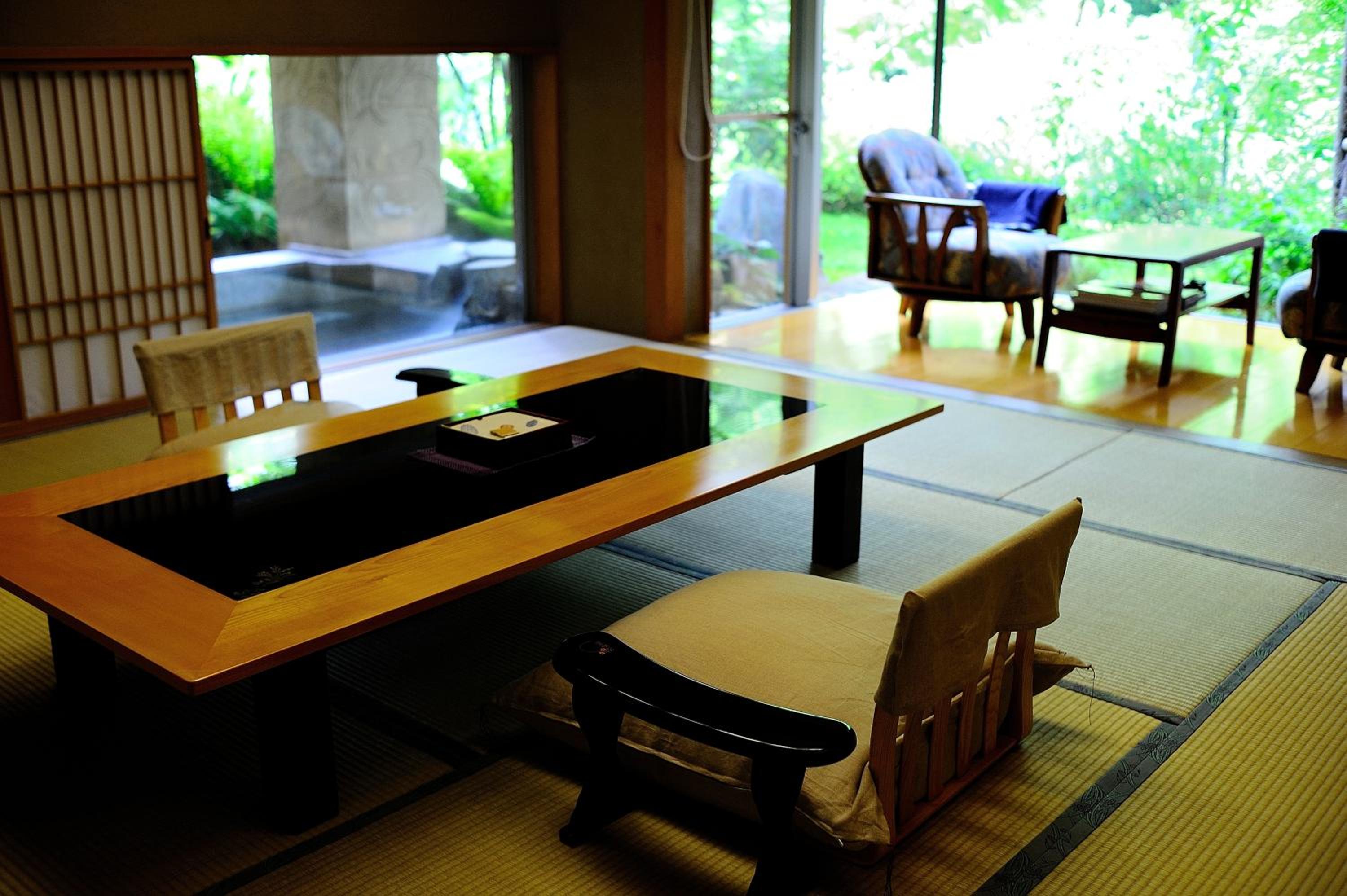 Japanese-Style Deluxe Room with Open-Air Bath photo 2
