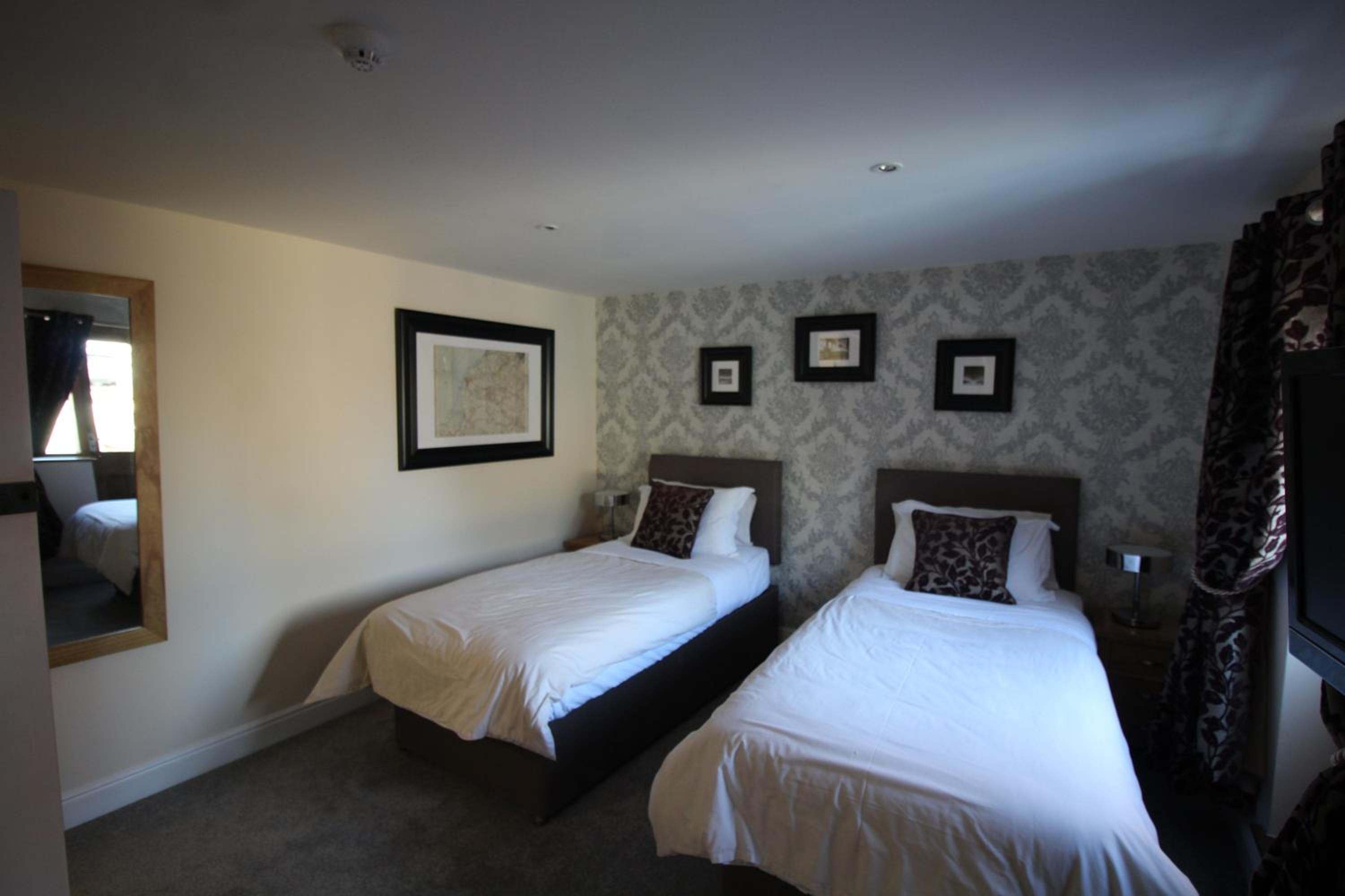 Superior Twin Room photo 2