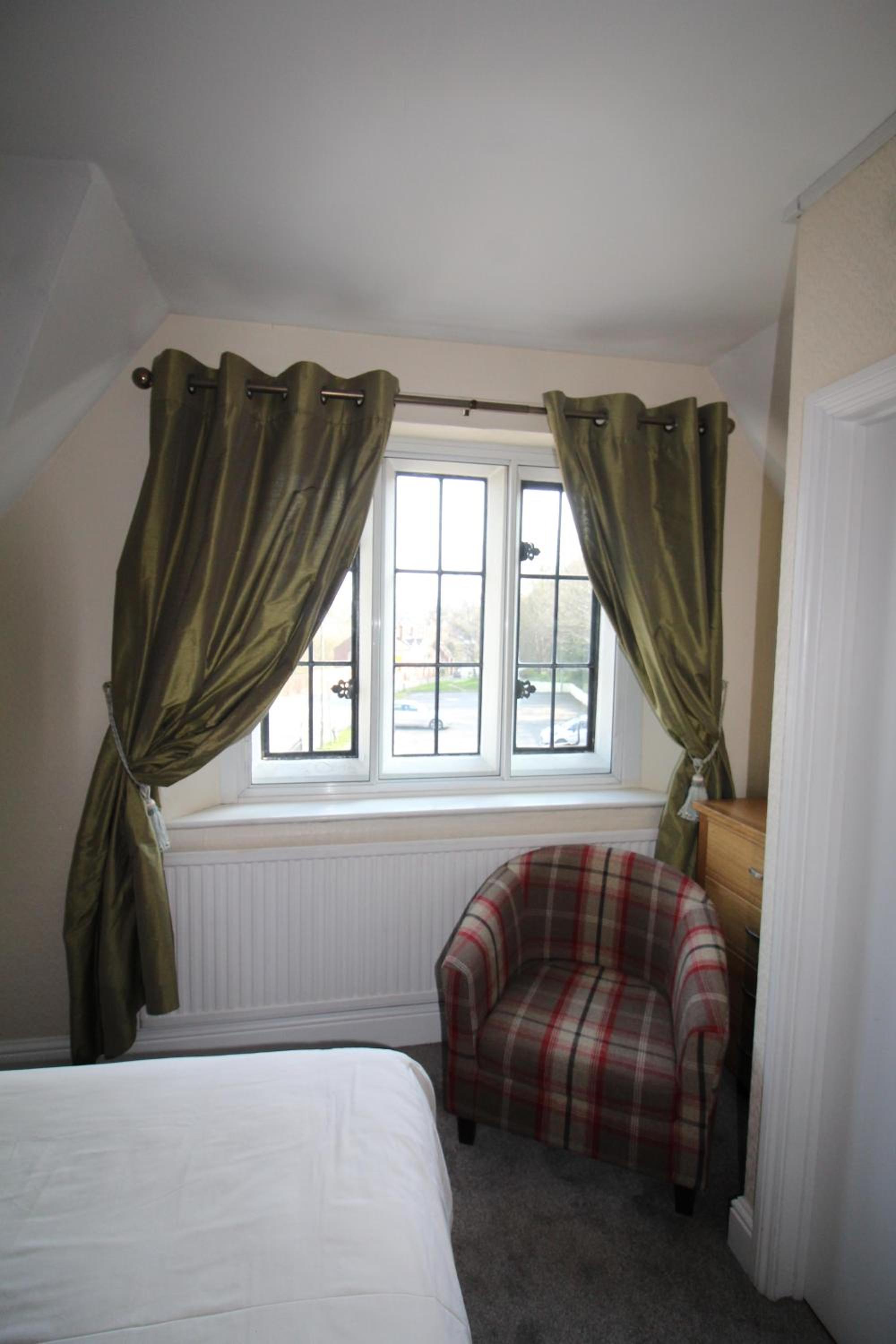Twin Room with Shower photo 3