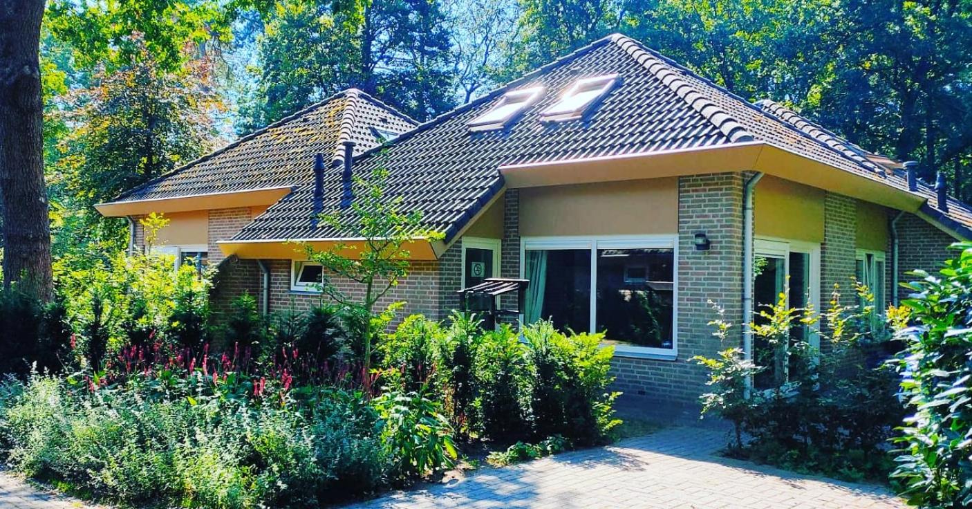 Three-Bedroom House photo 3