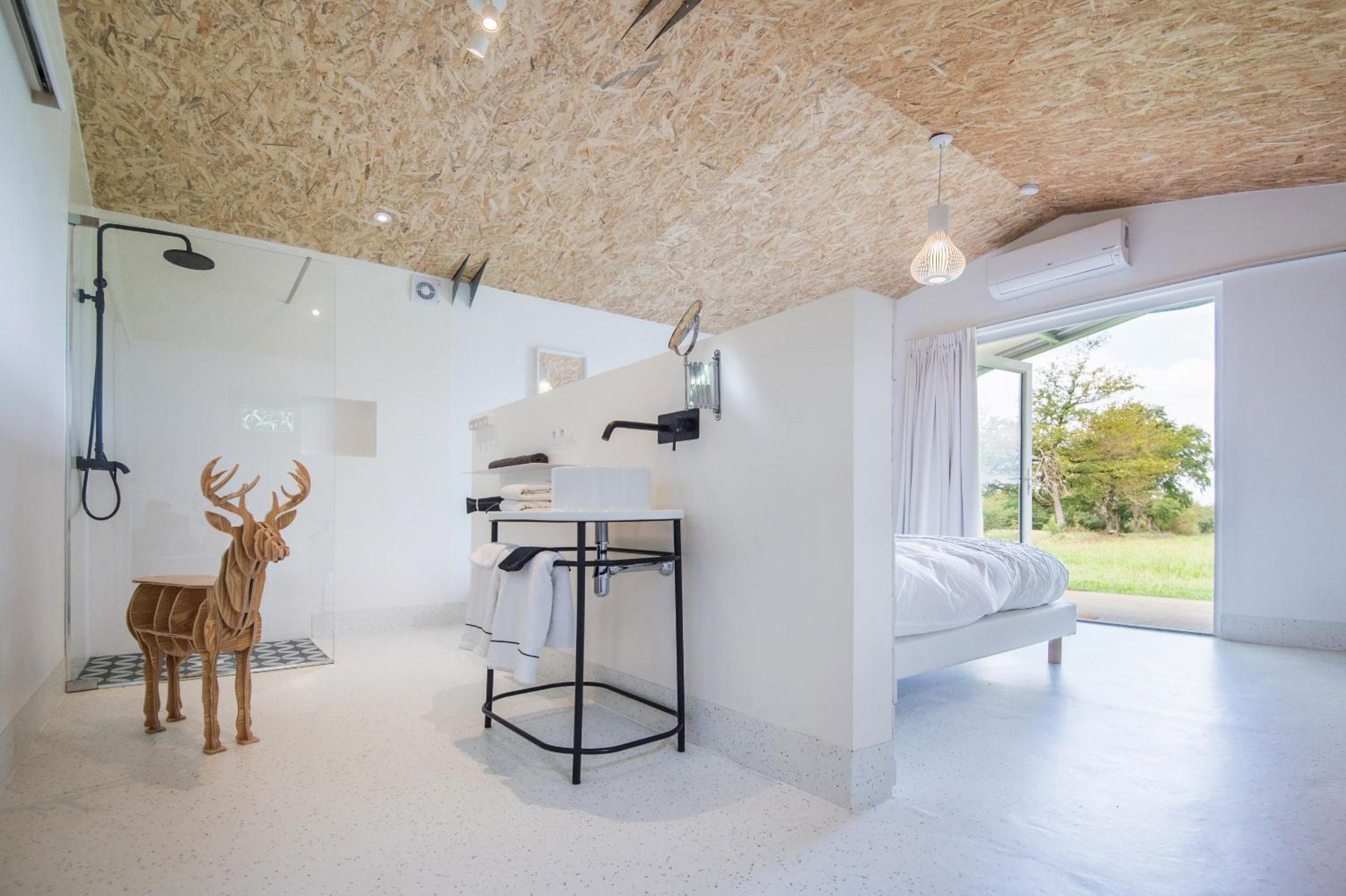 Double Room - Photo 9