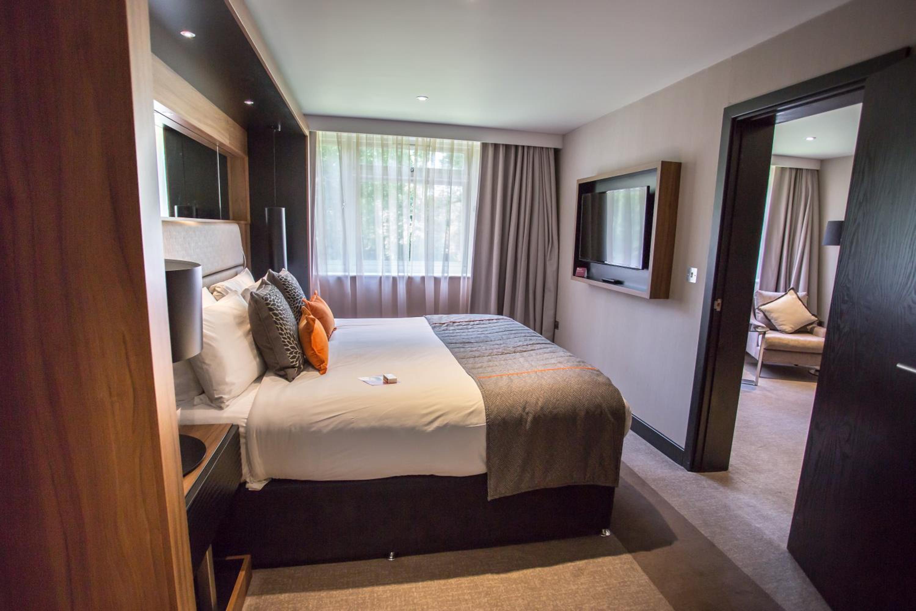 One-Bedroom Suite photo 3