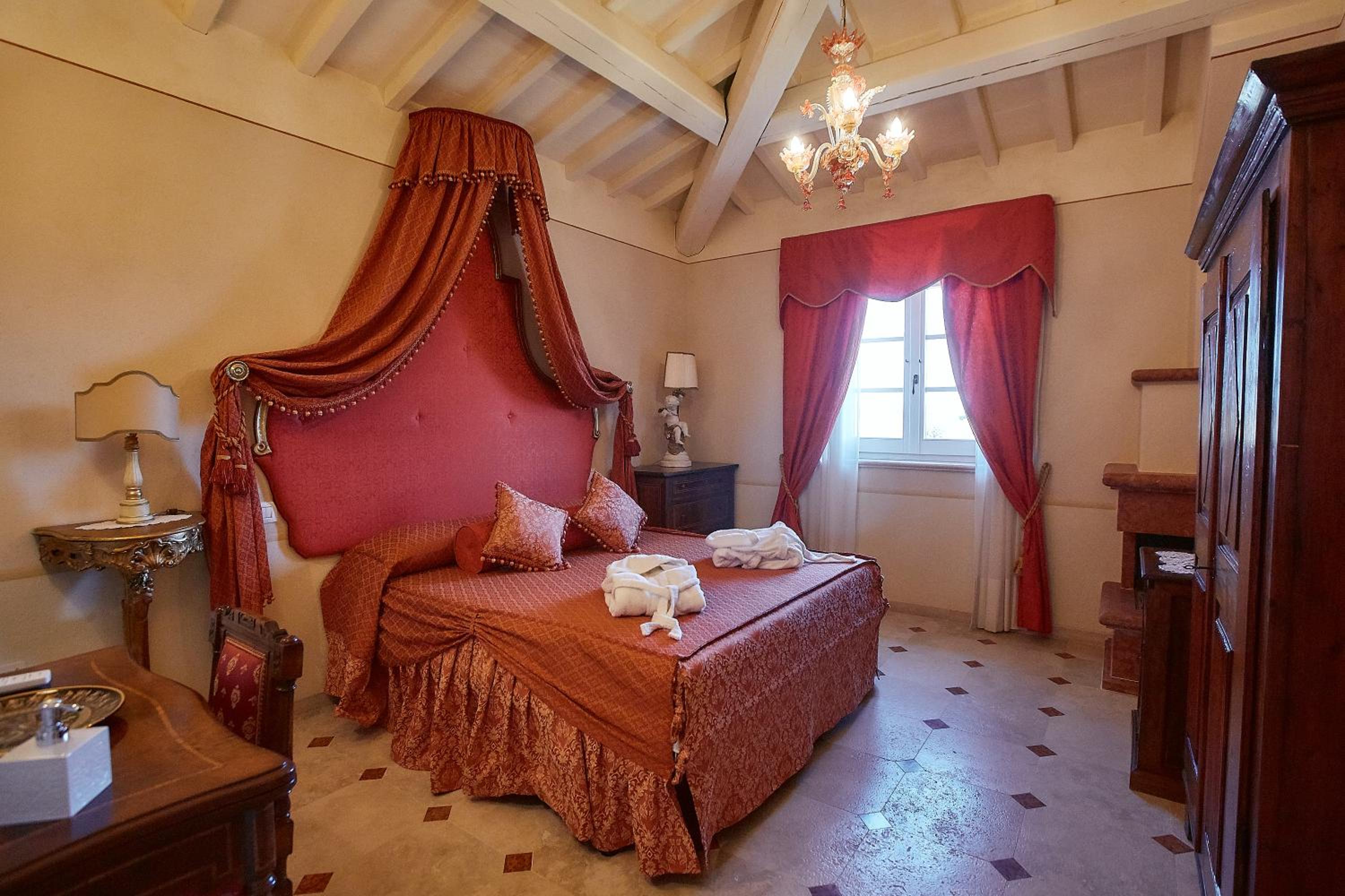 Double Room with Private External Bathroom photo 1