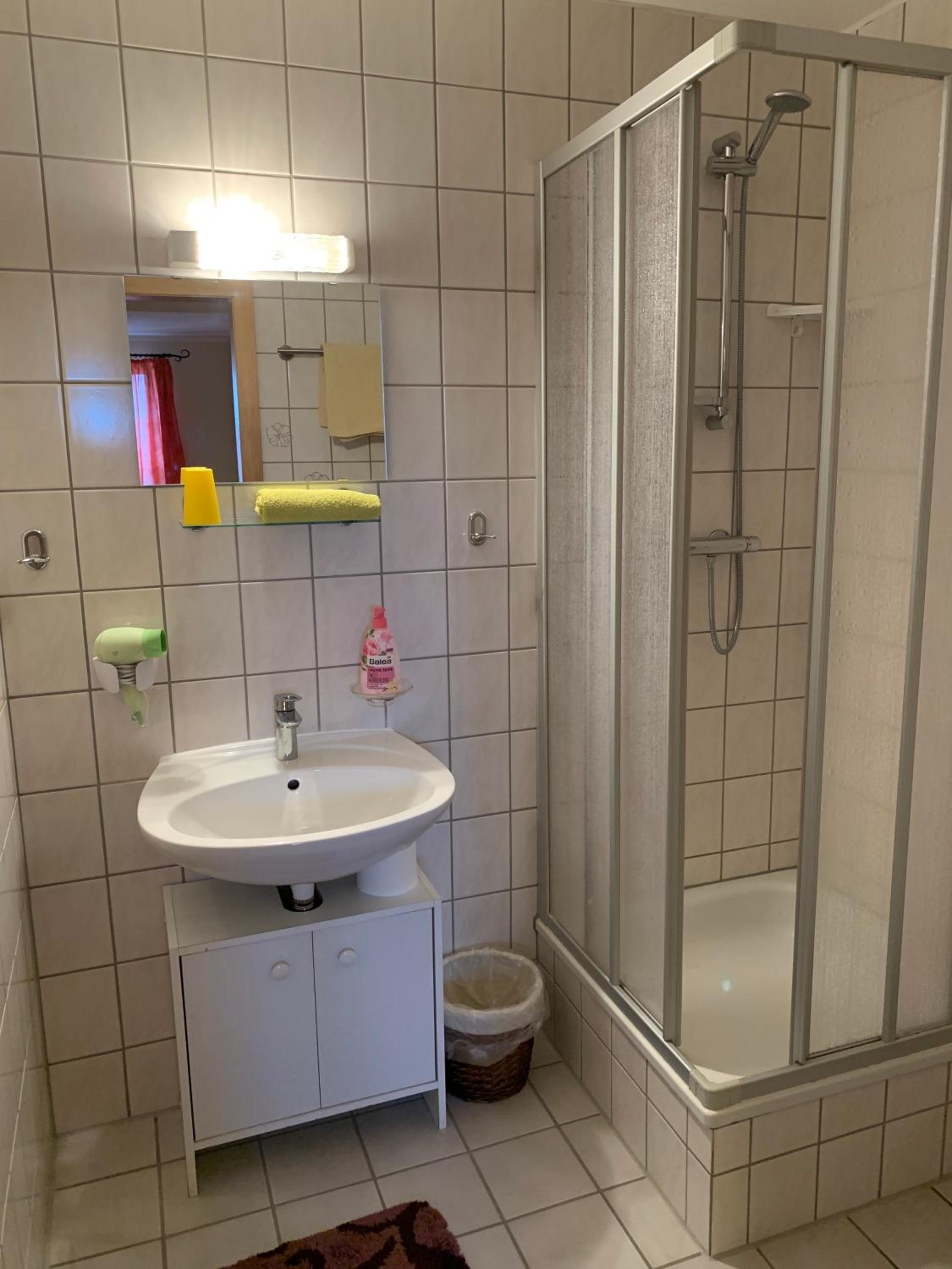Single Room with Shower photo 2