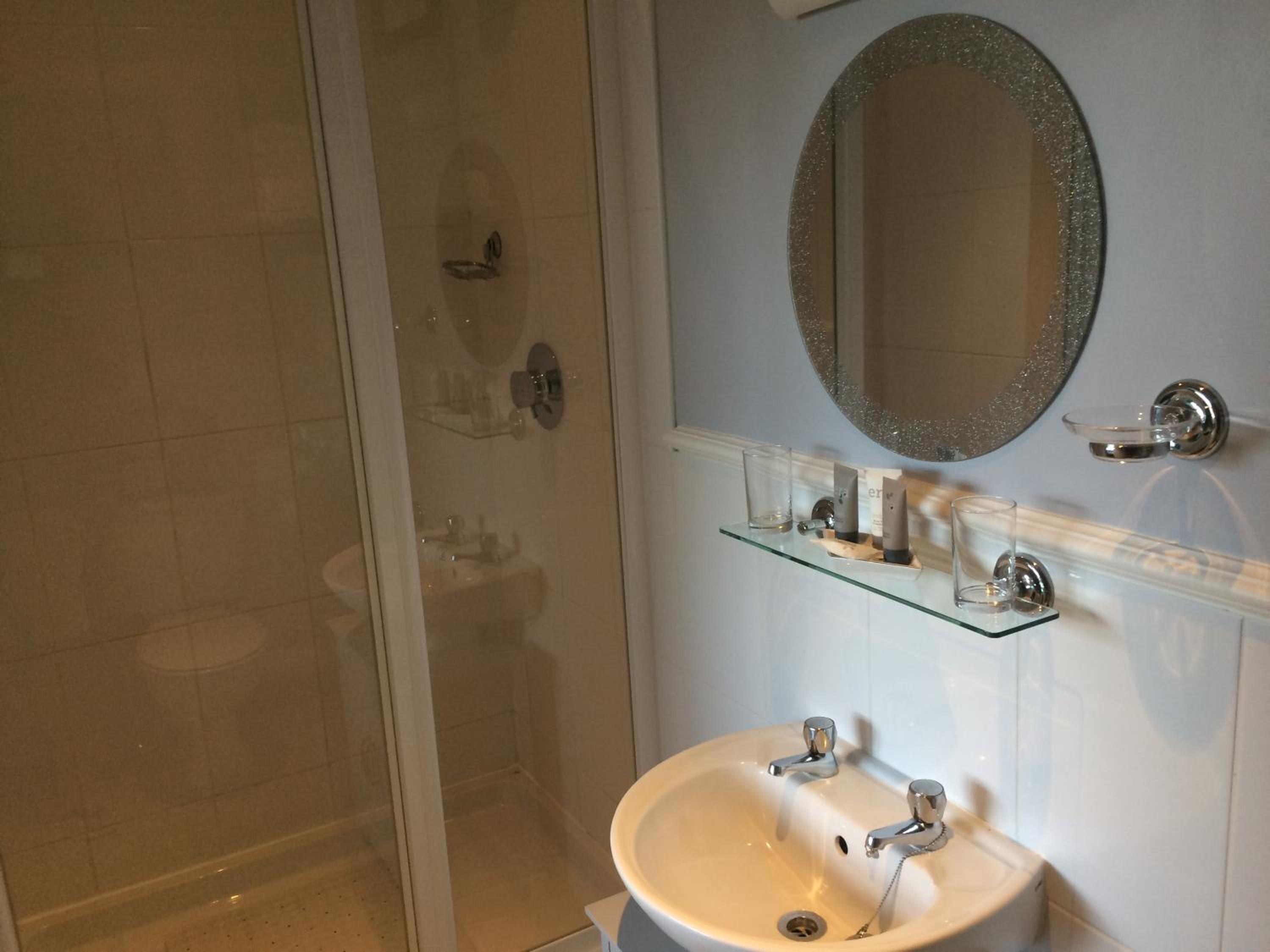Double Room with Private Bathroom photo 3