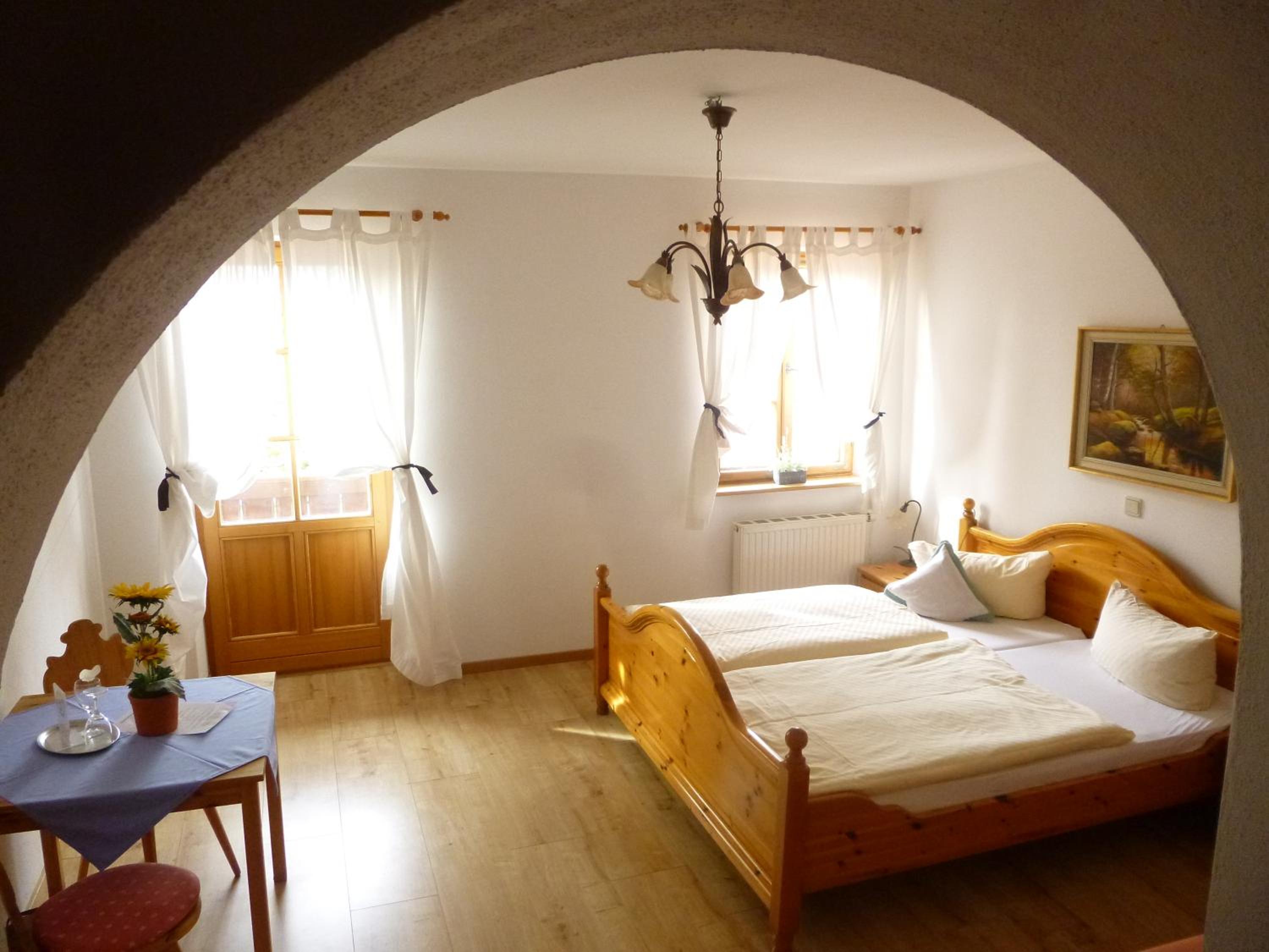 Standard Double Room - Photo 6