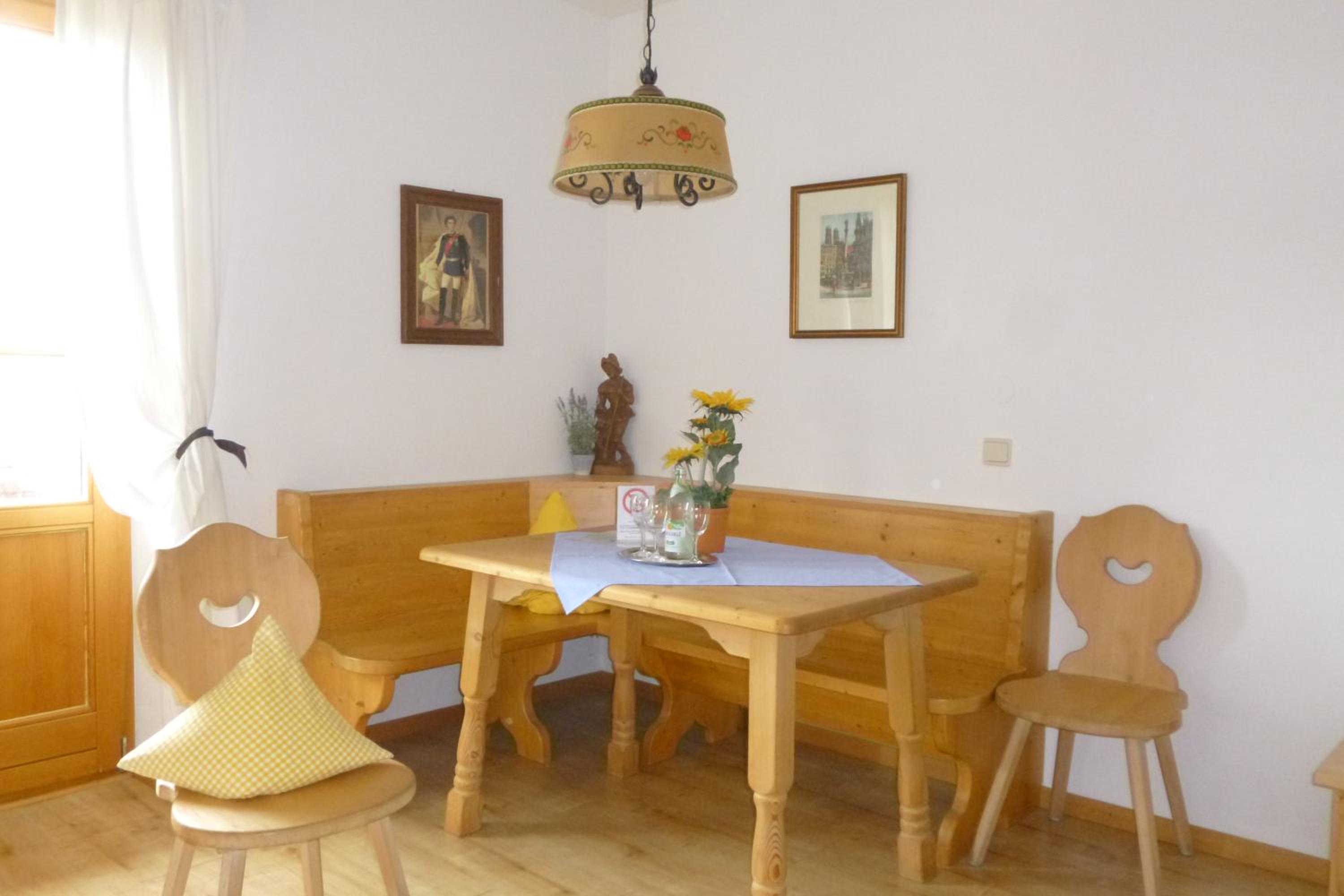 Standard Triple Room - Photo 3