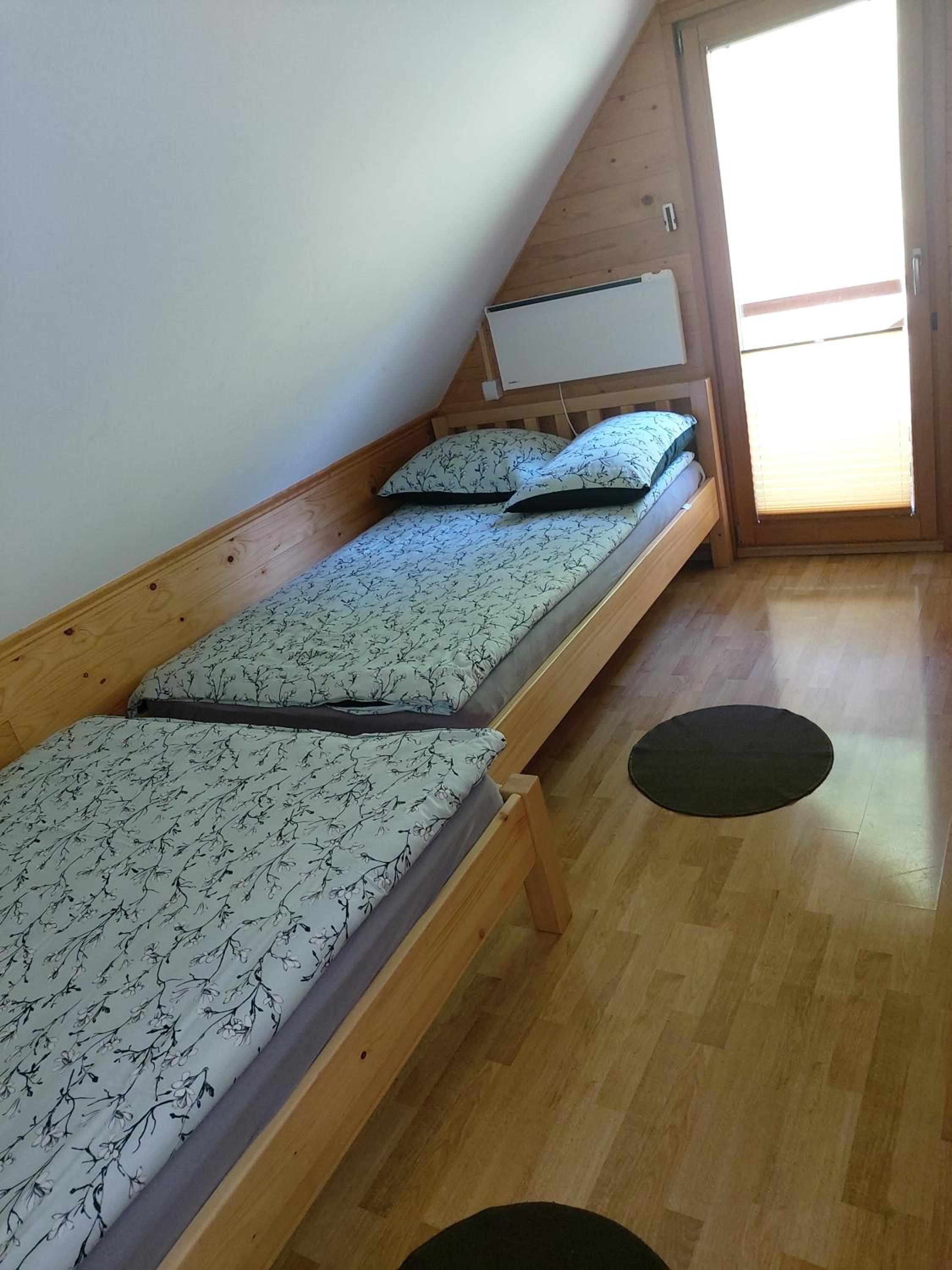 Apartment - Split Level - Photo 22