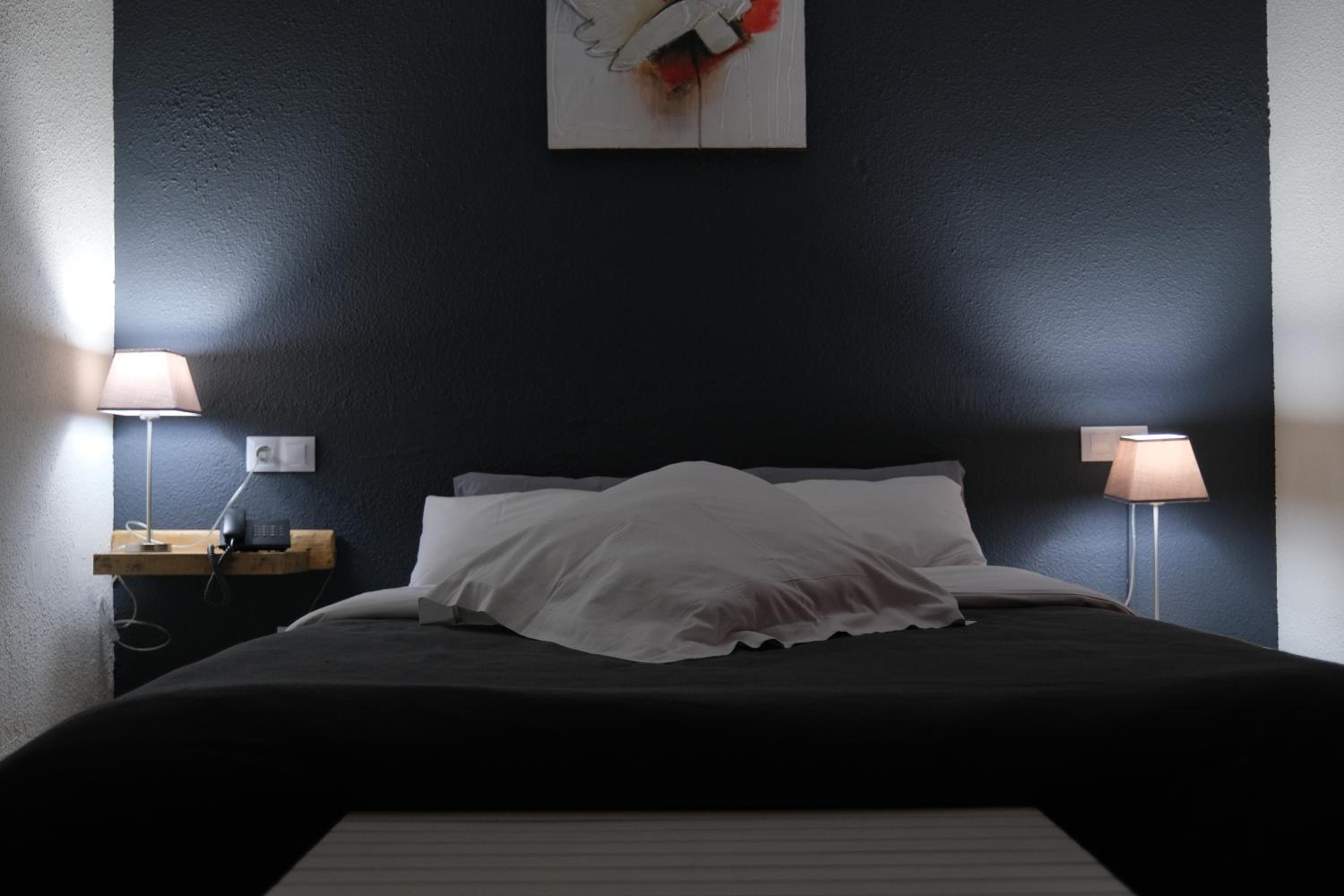 Standard Double or Twin Room photo 1
