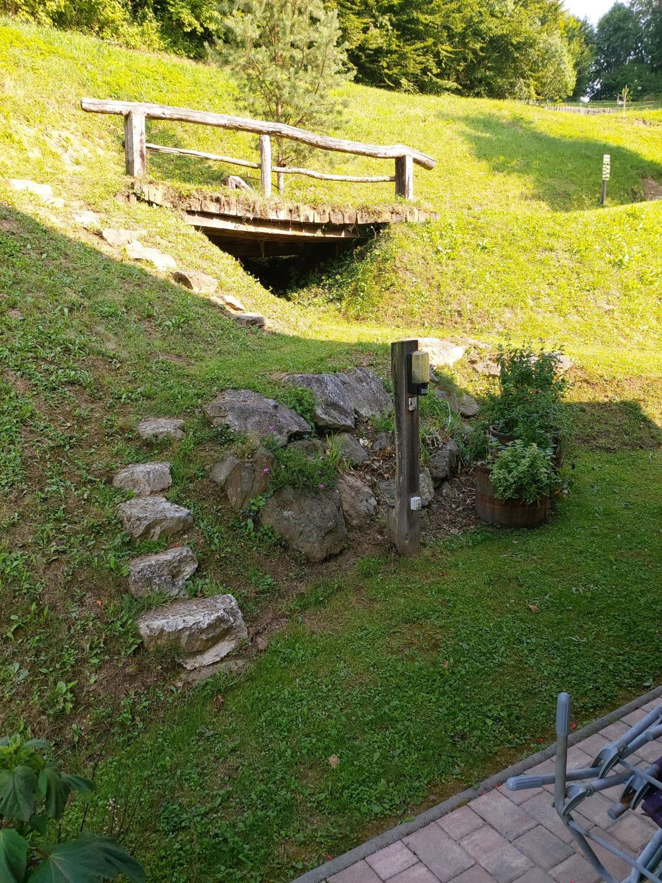 Apartment - Split Level - Photo 9