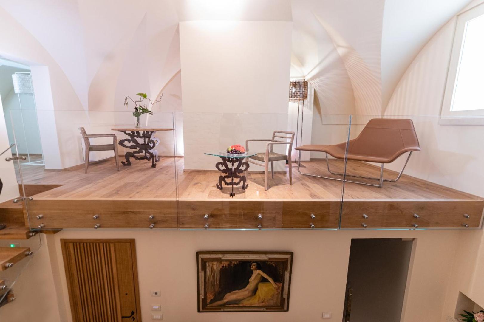 Family Suite - Split Level