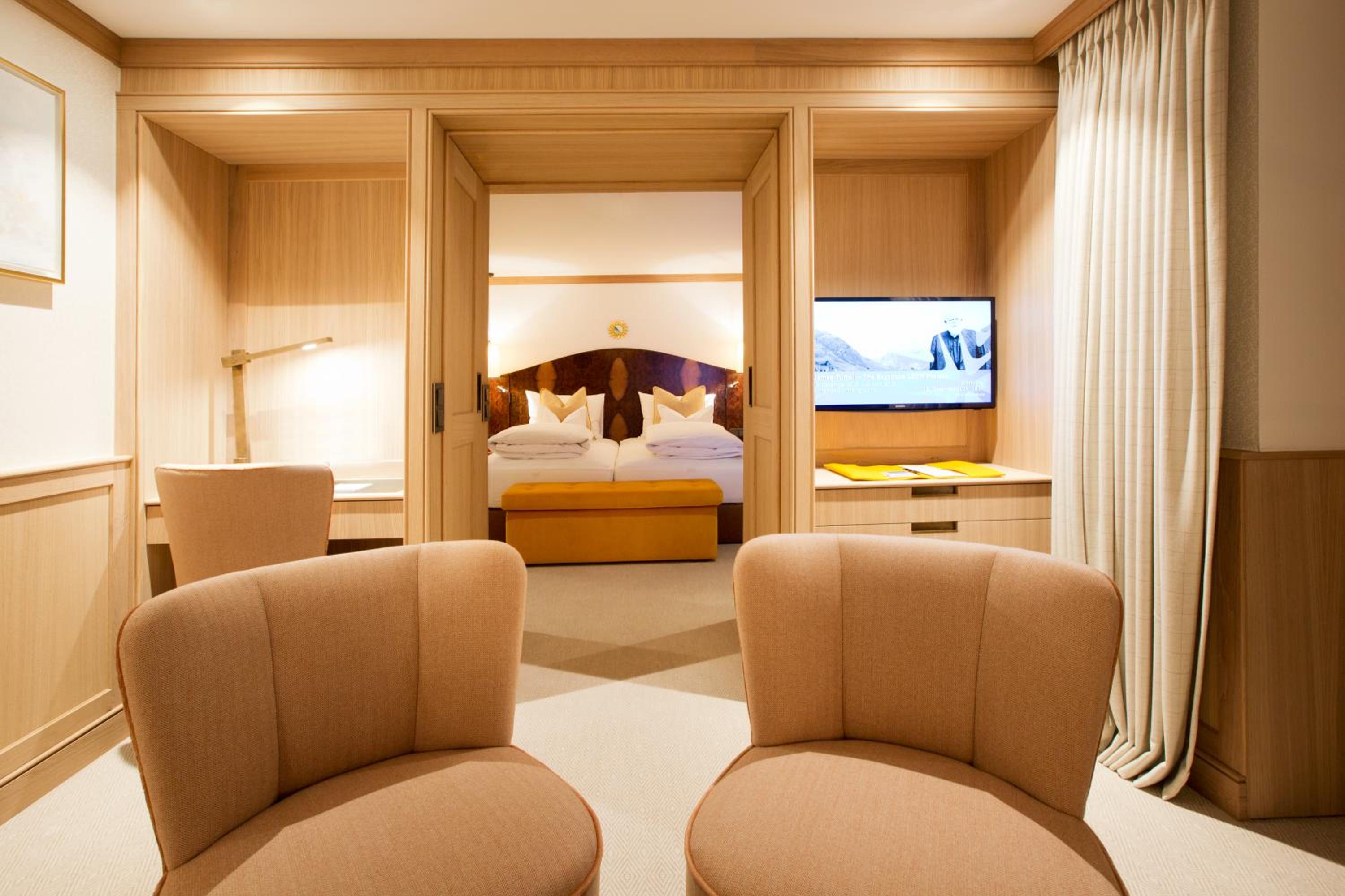 Junior Suite - Gold