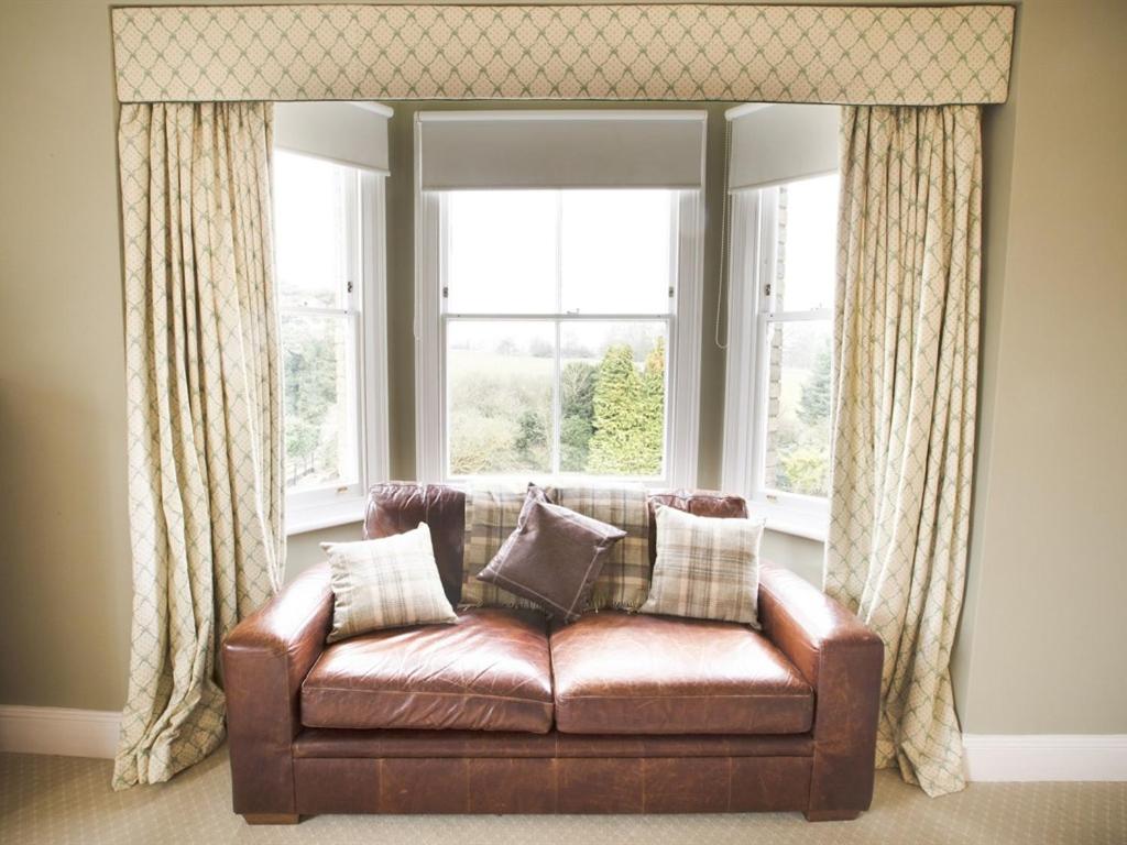 Standard King Room photo 2