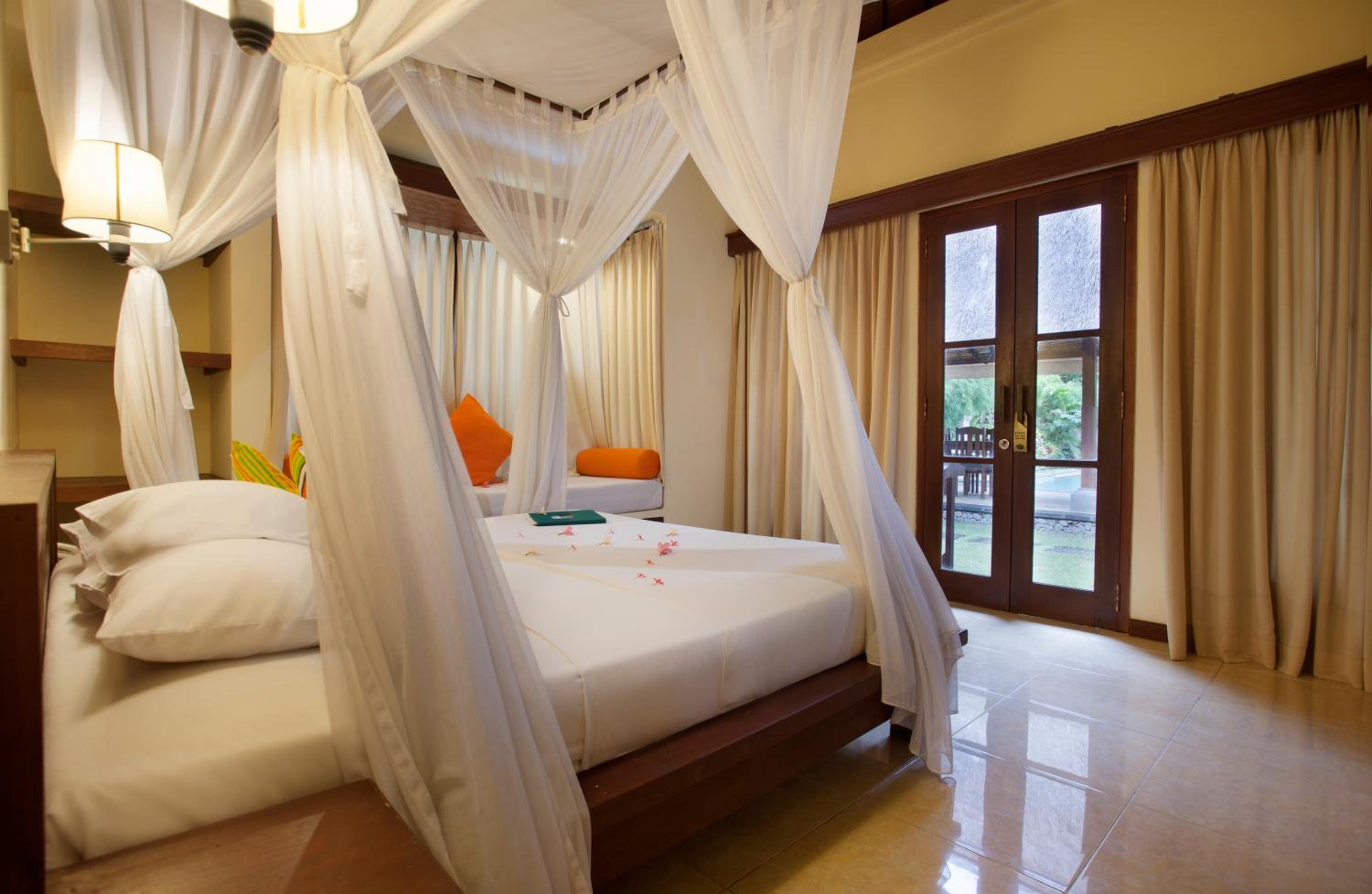 Two-Bedroom Villa with Private Pool - Photo 11