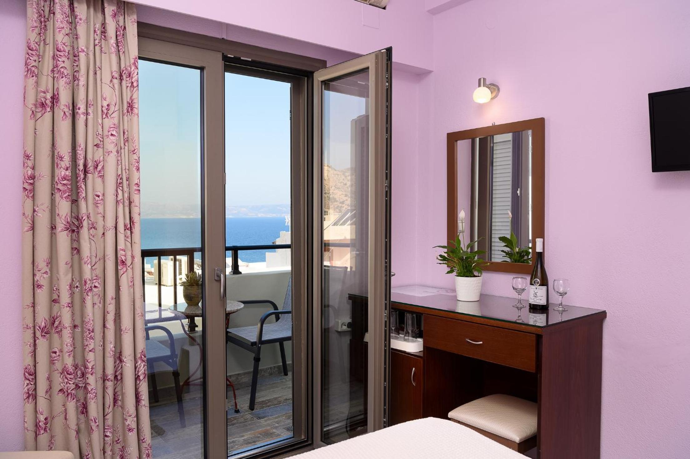 Single Room with Sea View photo 2