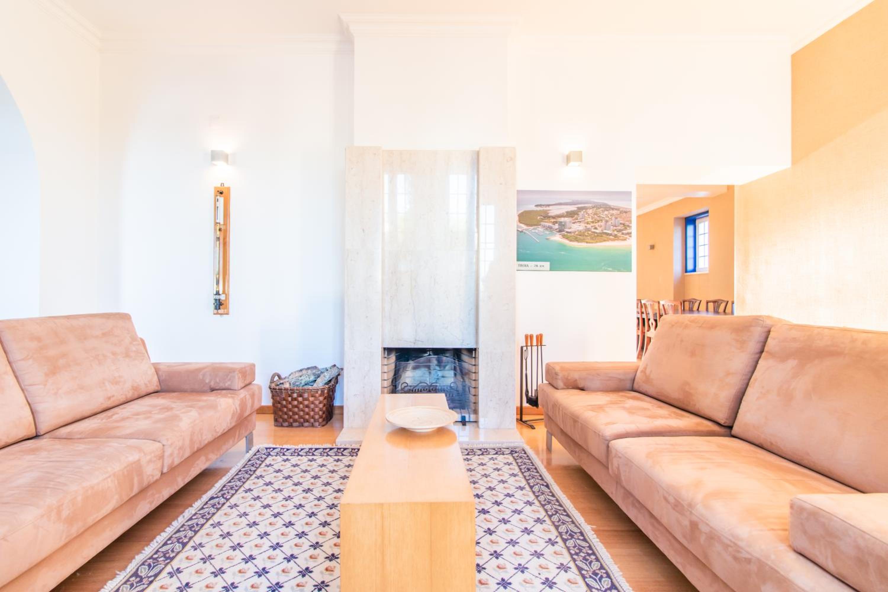 Double Room - Photo 9