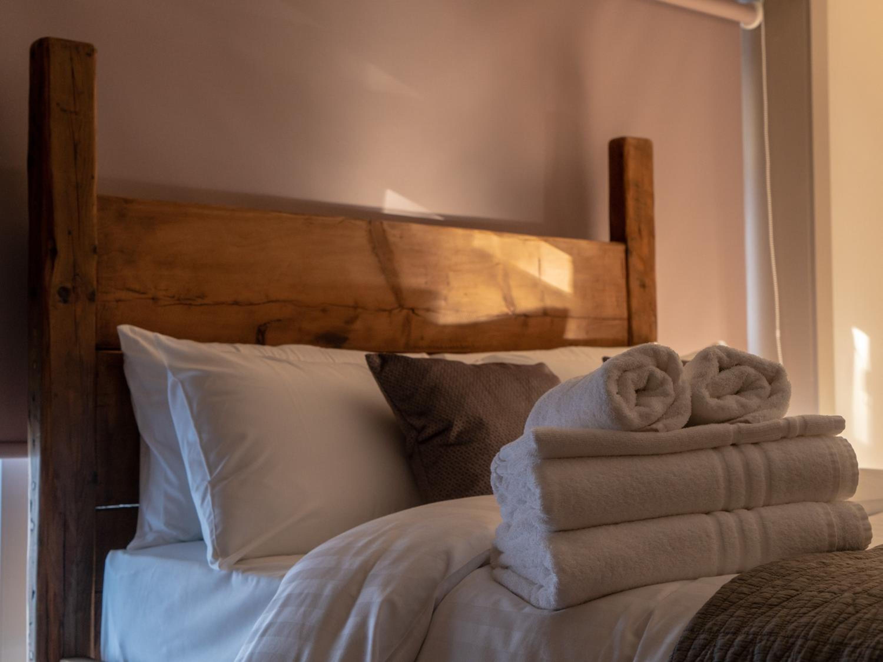 Double Room with Private Bathroom - Photo 4