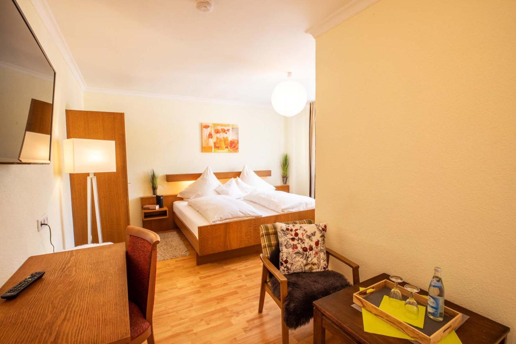 Standard Double Room - Photo 2