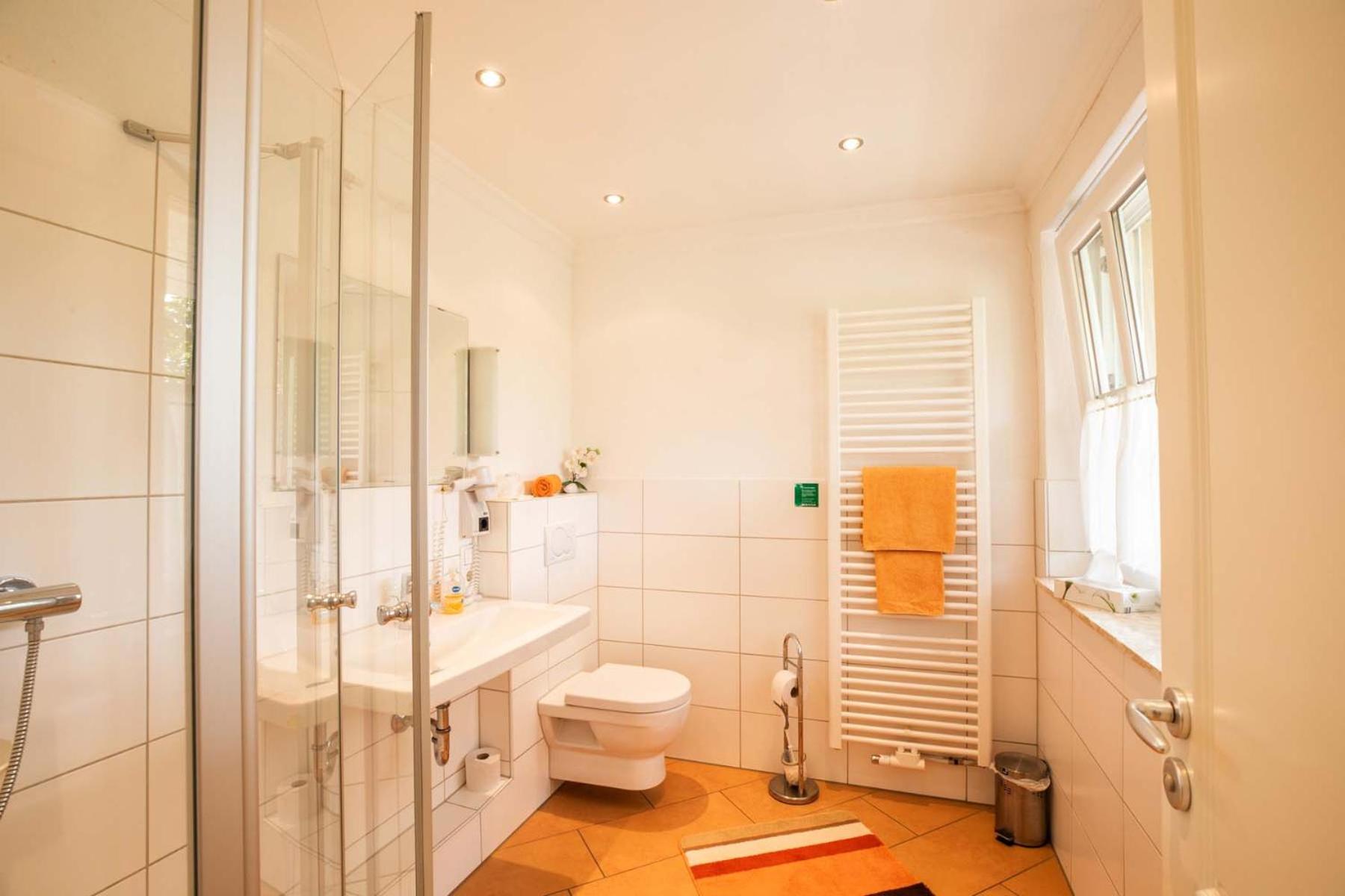 Standard Double Room - Photo 4