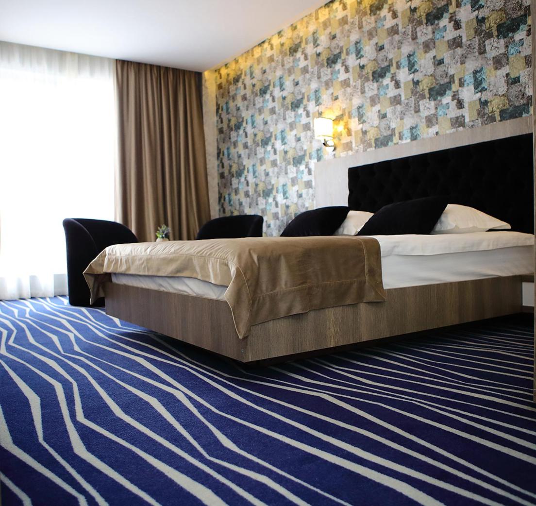 Deluxe Double Room with Balcony - Photo 47