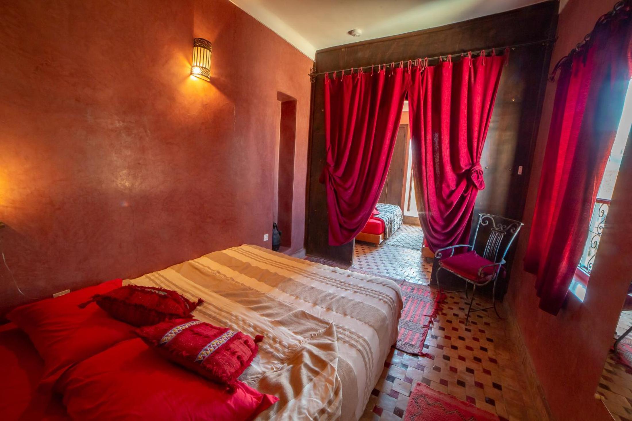 Standard Suite - Photo 3