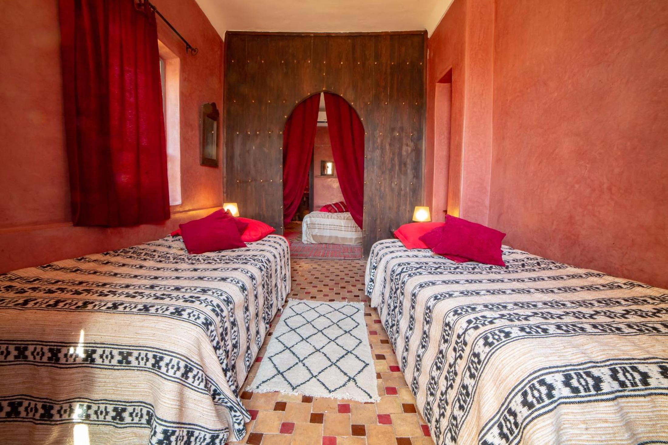 Standard Suite - Photo 2