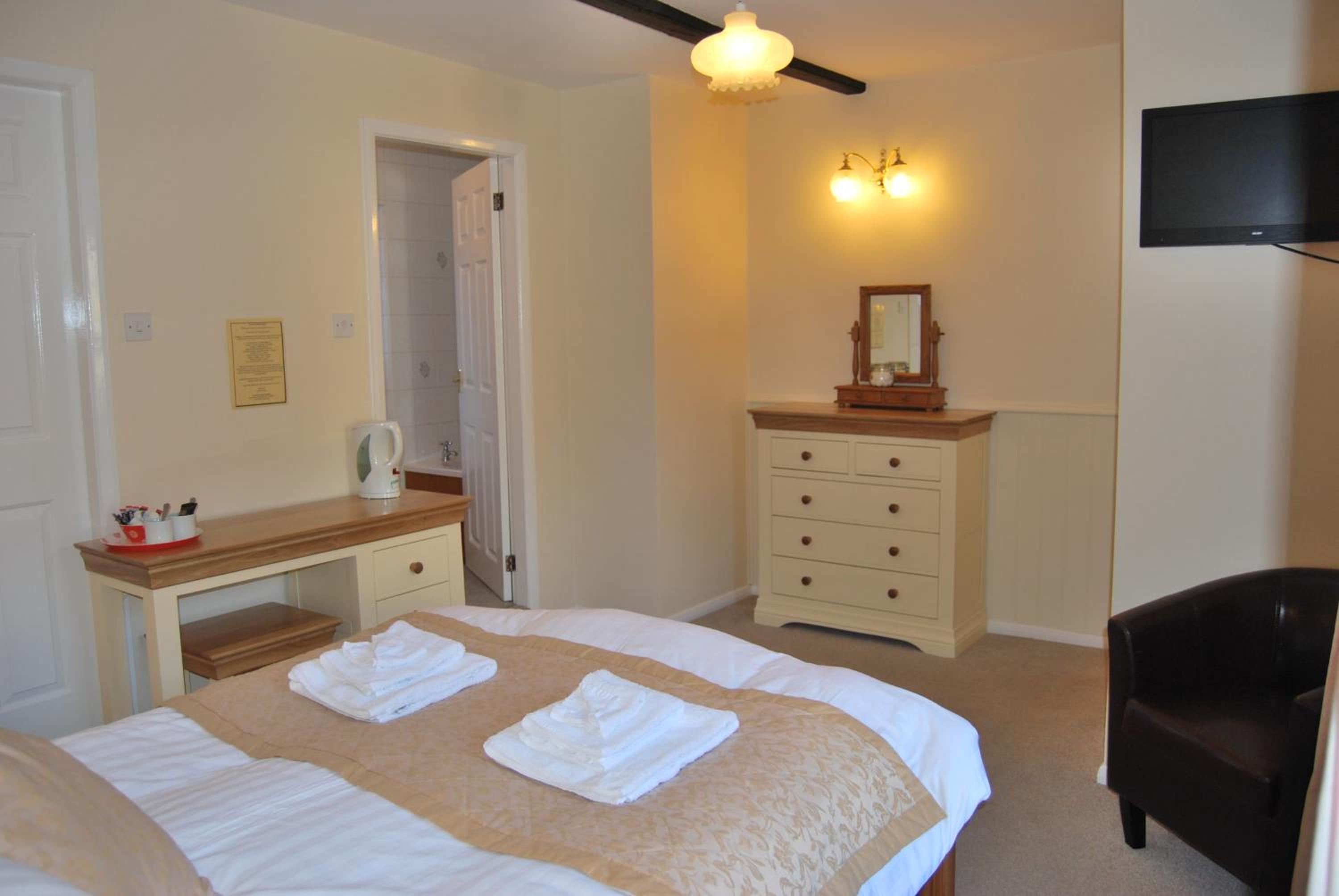 Double Room with Private Bathroom photo 2