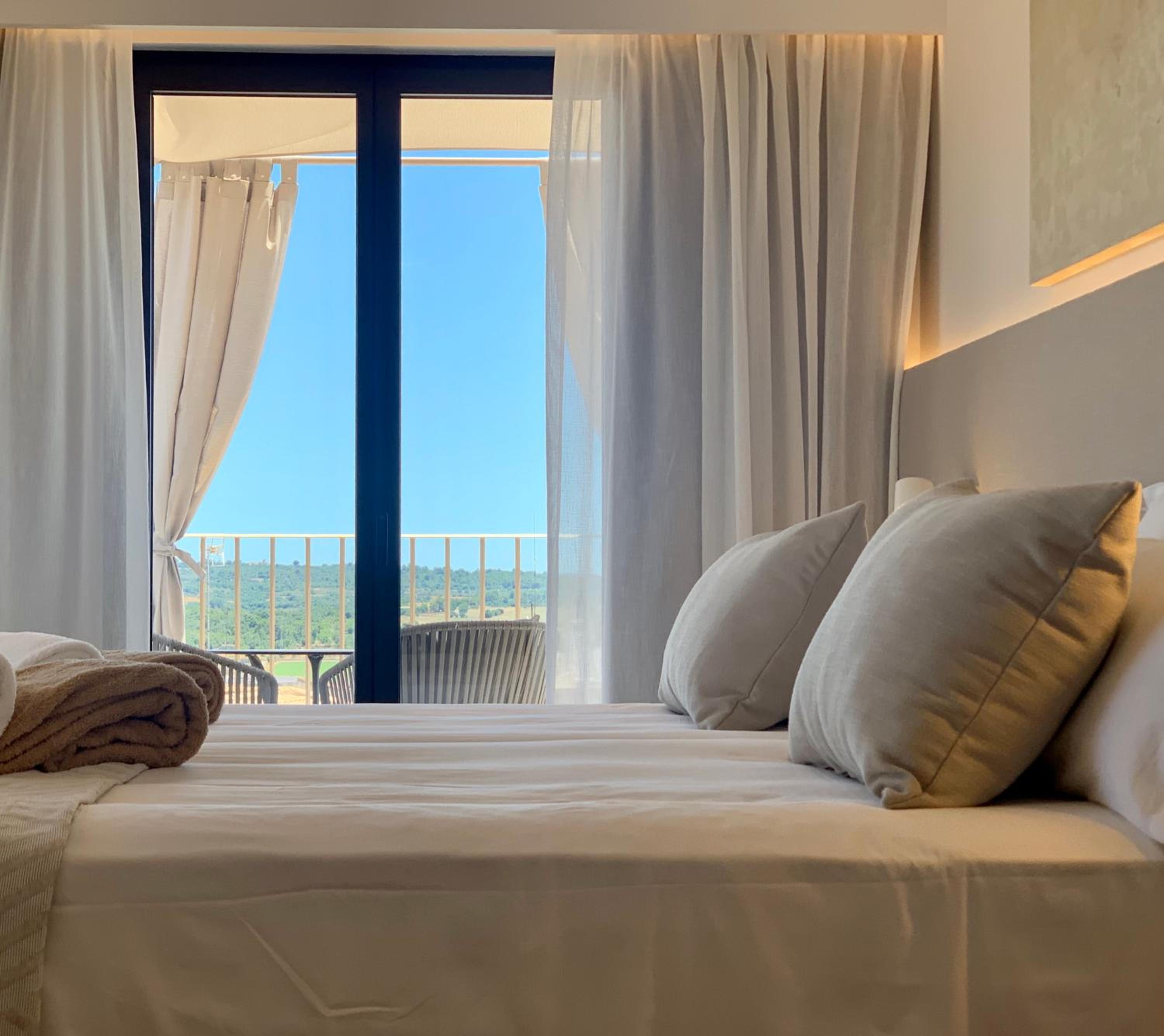 Superior Room with Terrace - Photo 10