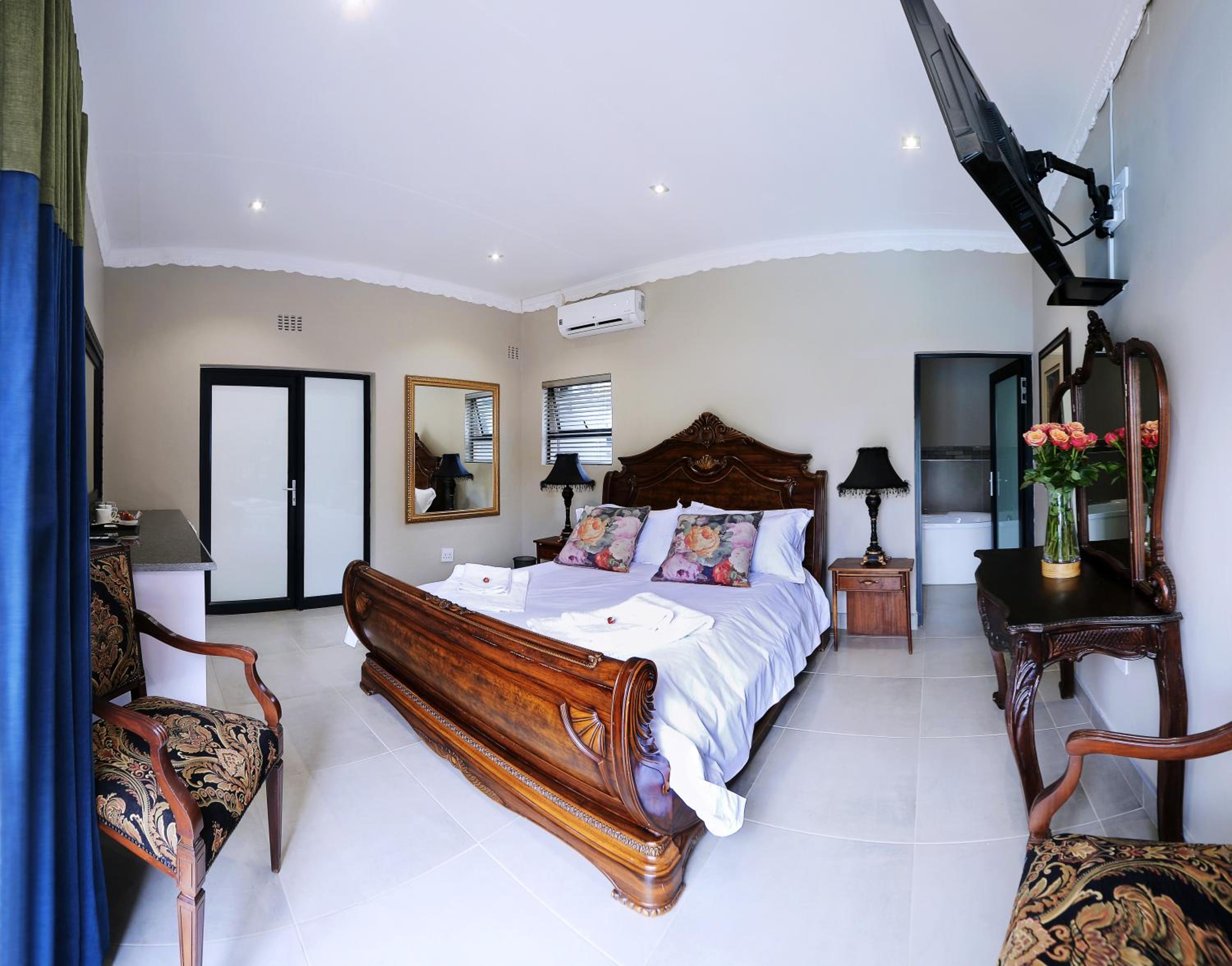 Deluxe Queen Room photo 1