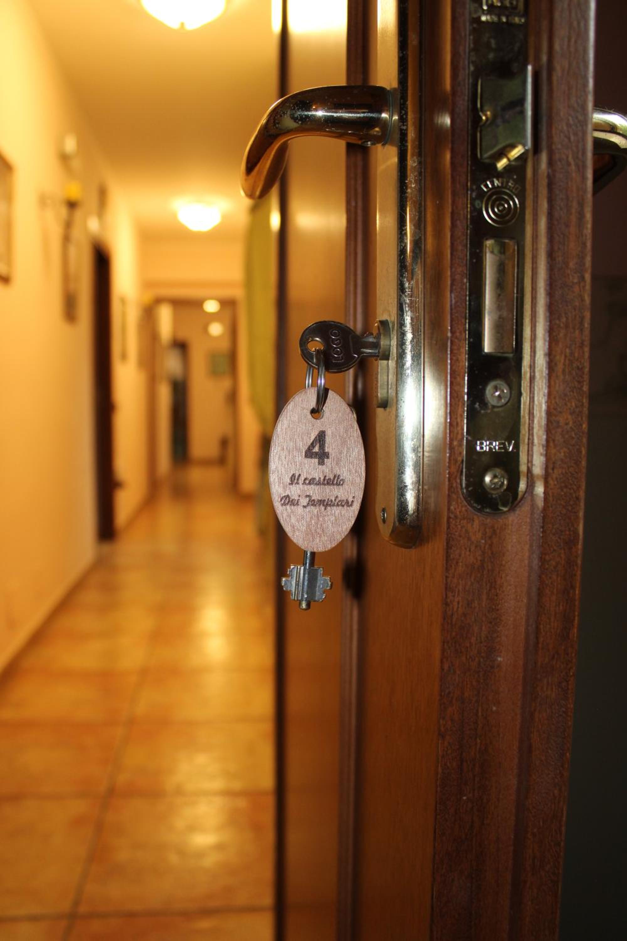Double Room - Photo 2