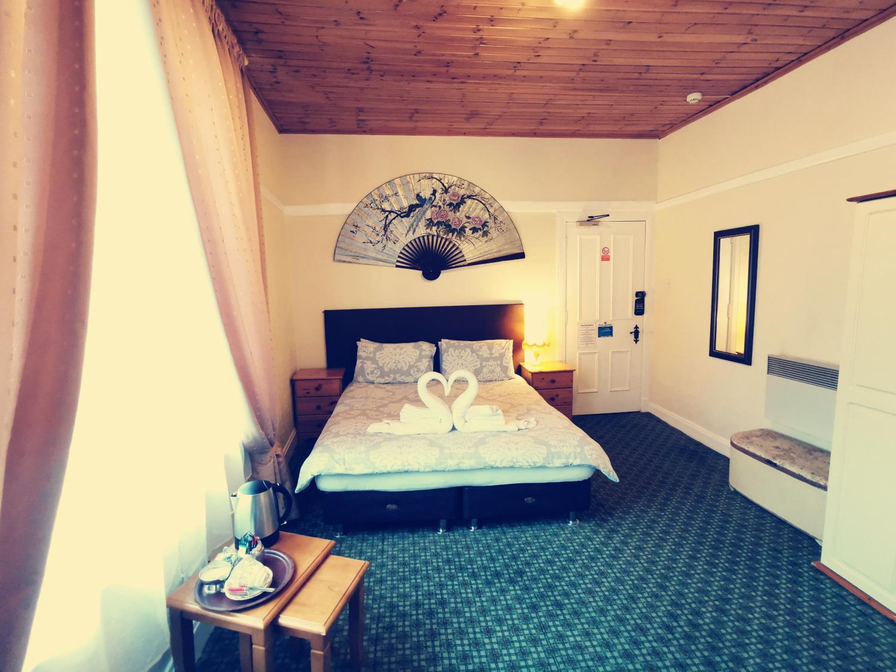 Basic Triple Room photo 1
