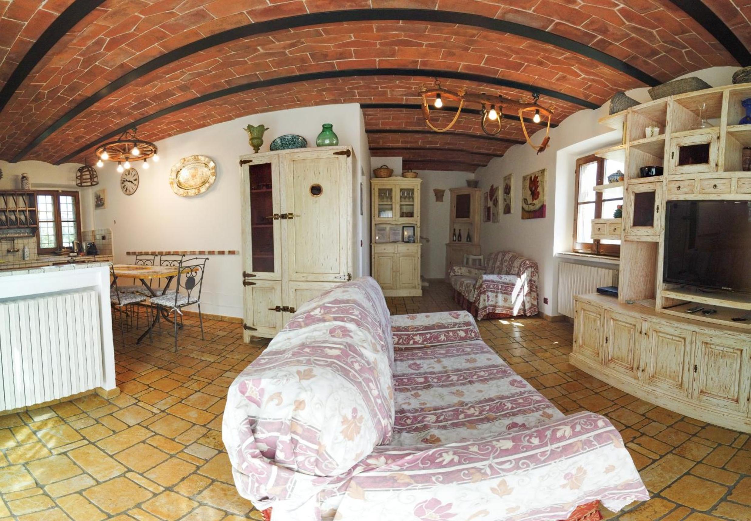 Two-Bedroom Apartment - Split Level - Photo 10