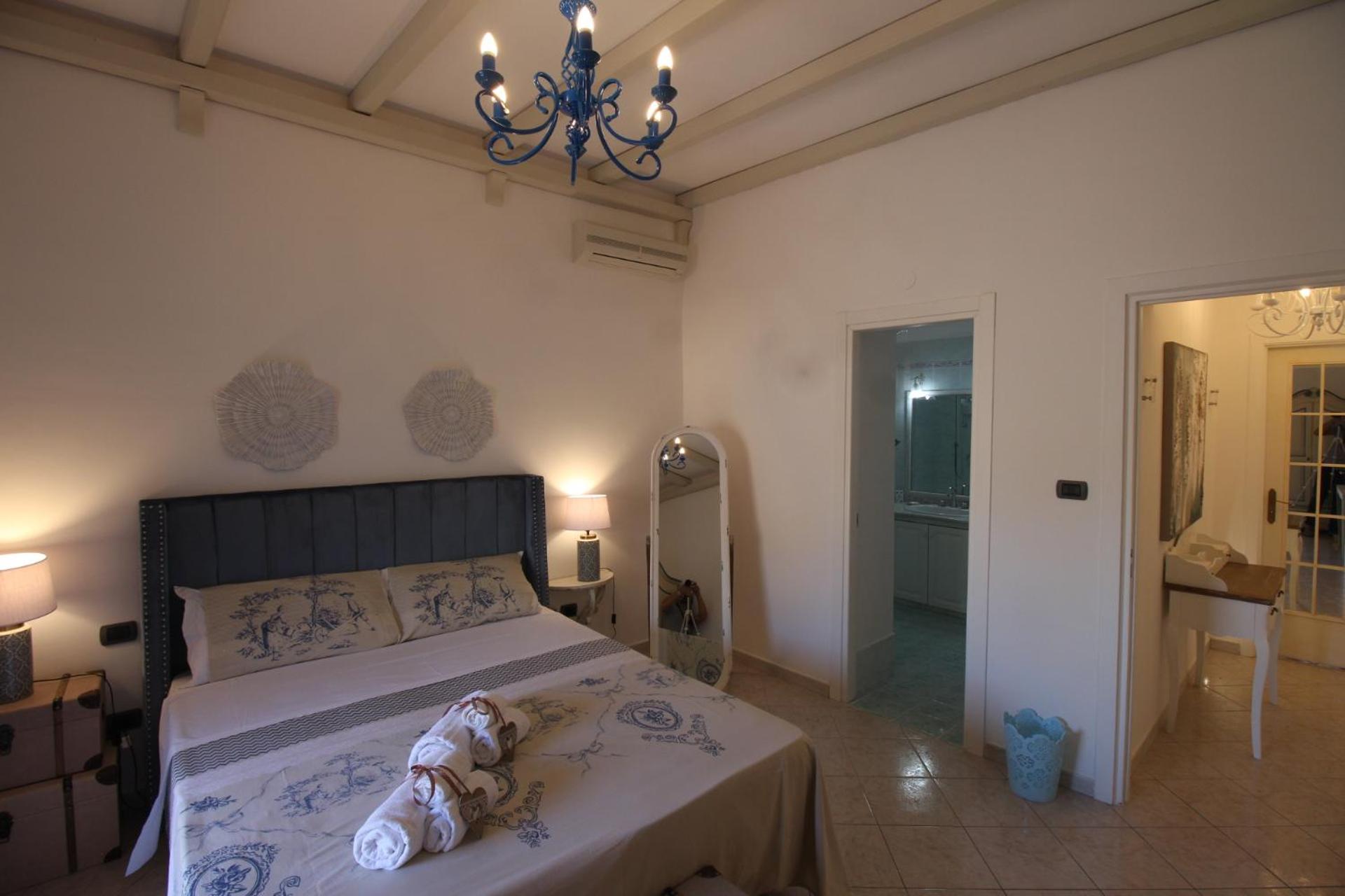 Deluxe Double Room With Sea View photo 3