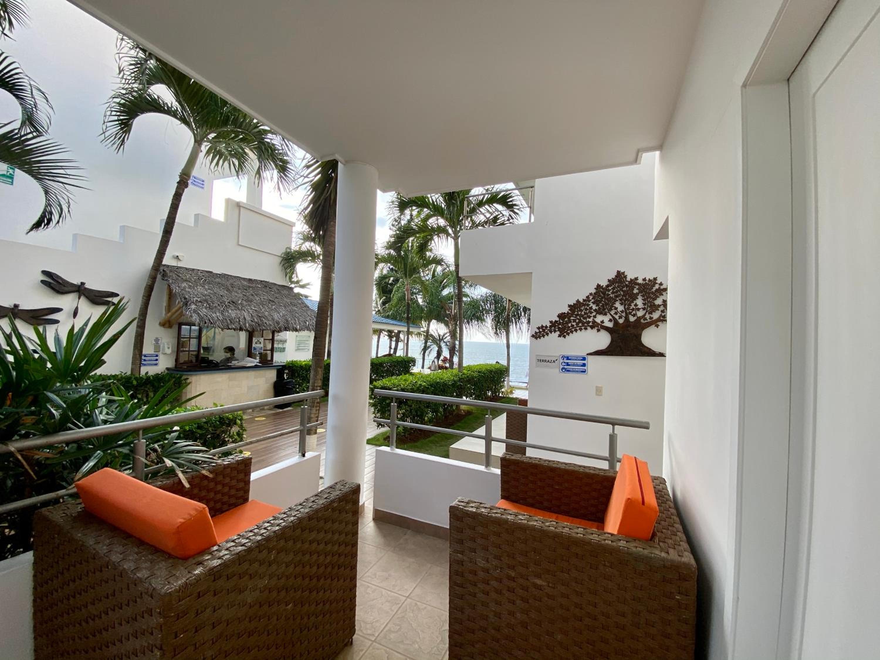 Quadruple Room with Sea View photo 2