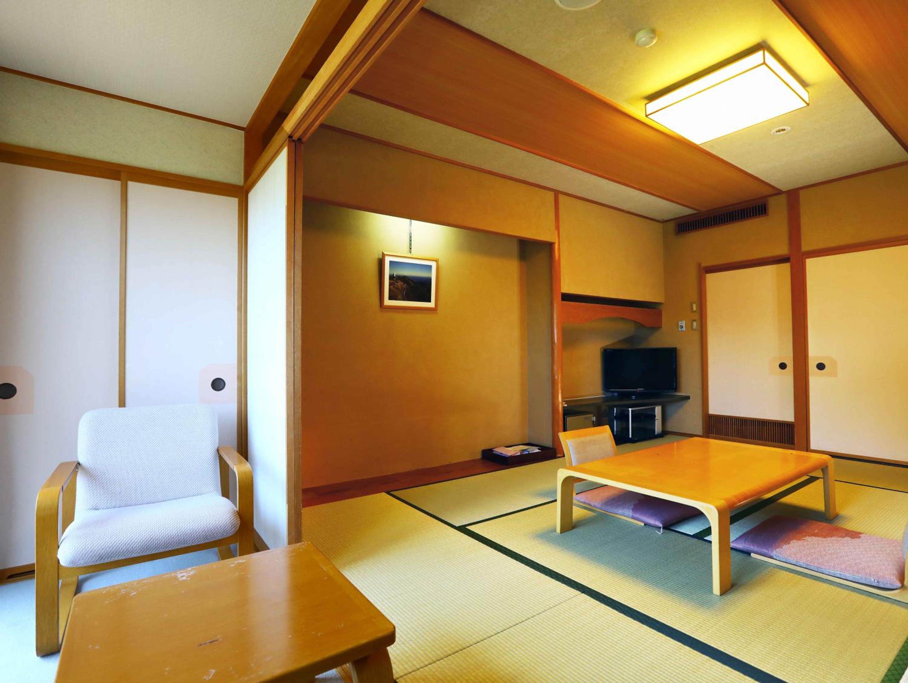 Japanese-Style Room with Shared Bathroom - Non-Smoking - Photo 3