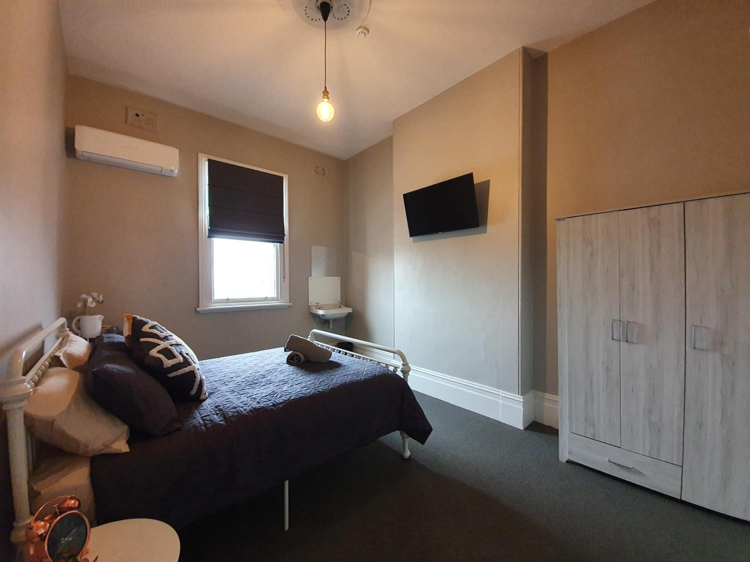 Double Room - Photo 1