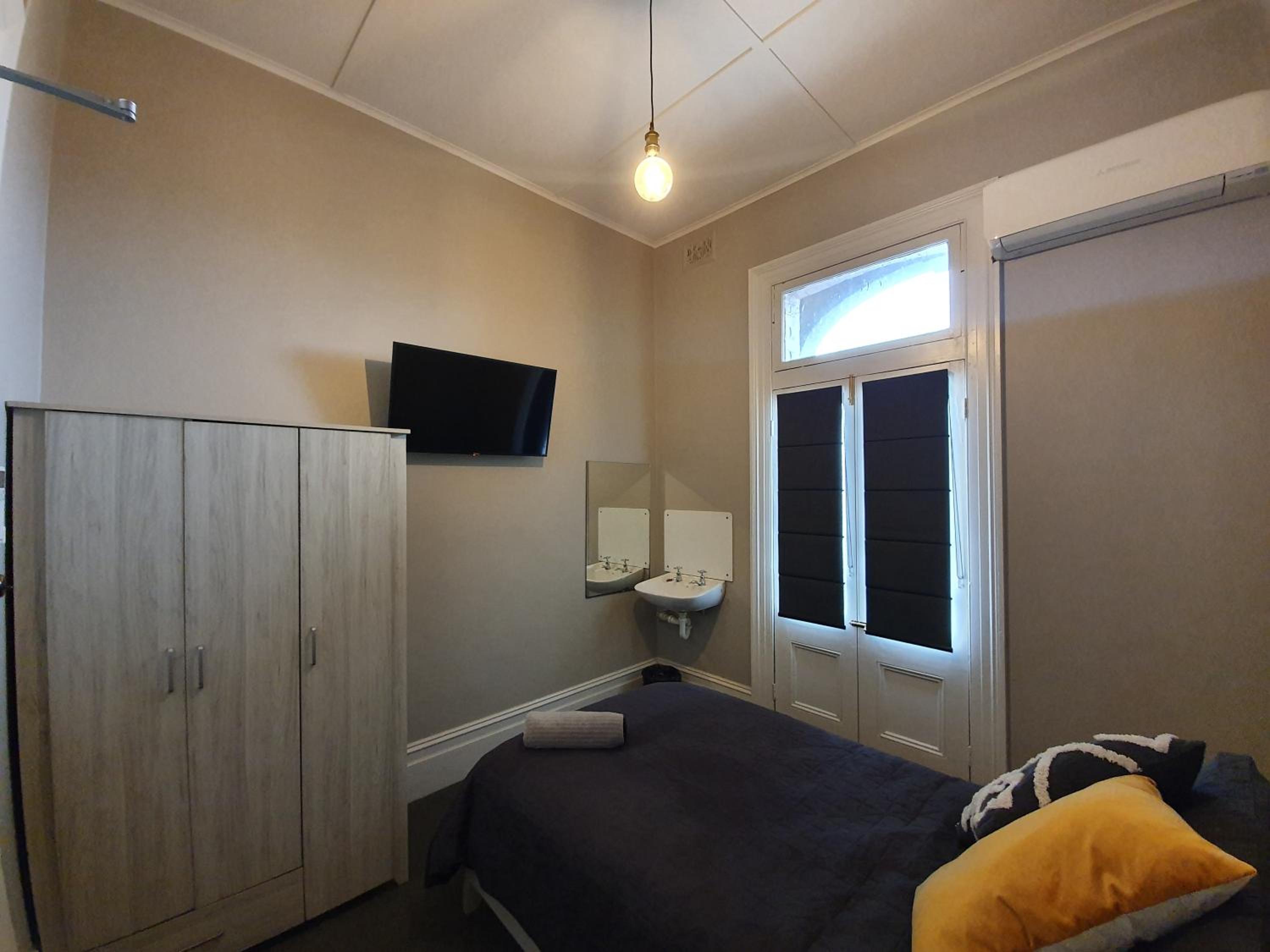 Single Room photo 1