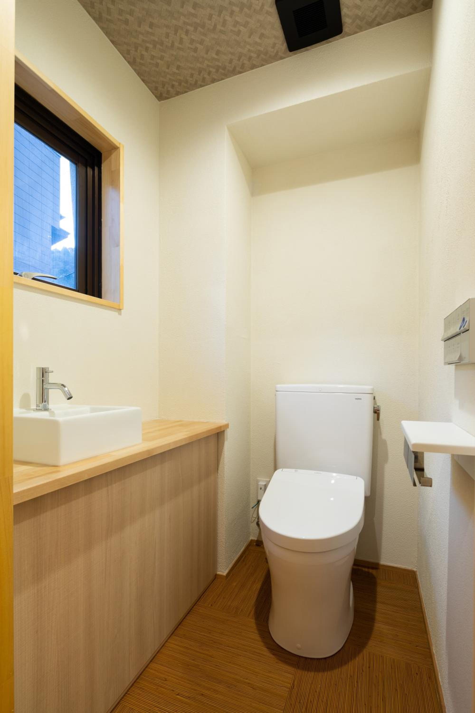 Twin Room with Shower - Photo 4