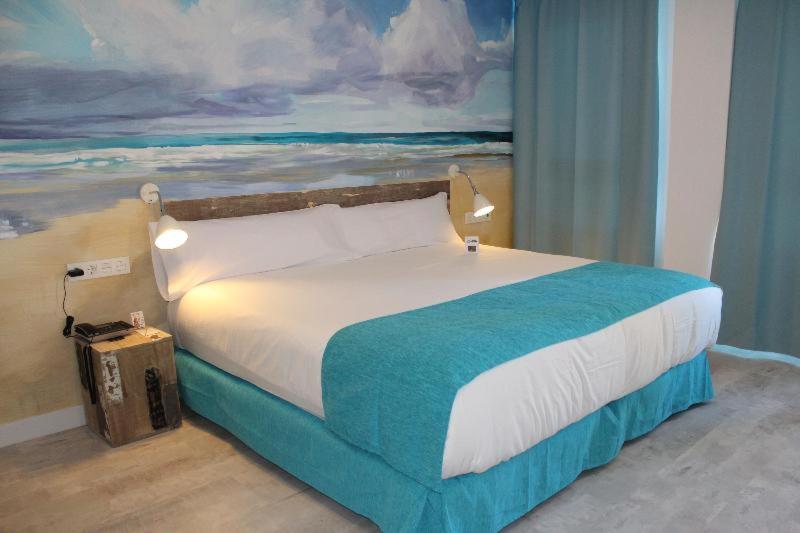 Habitación #225364045